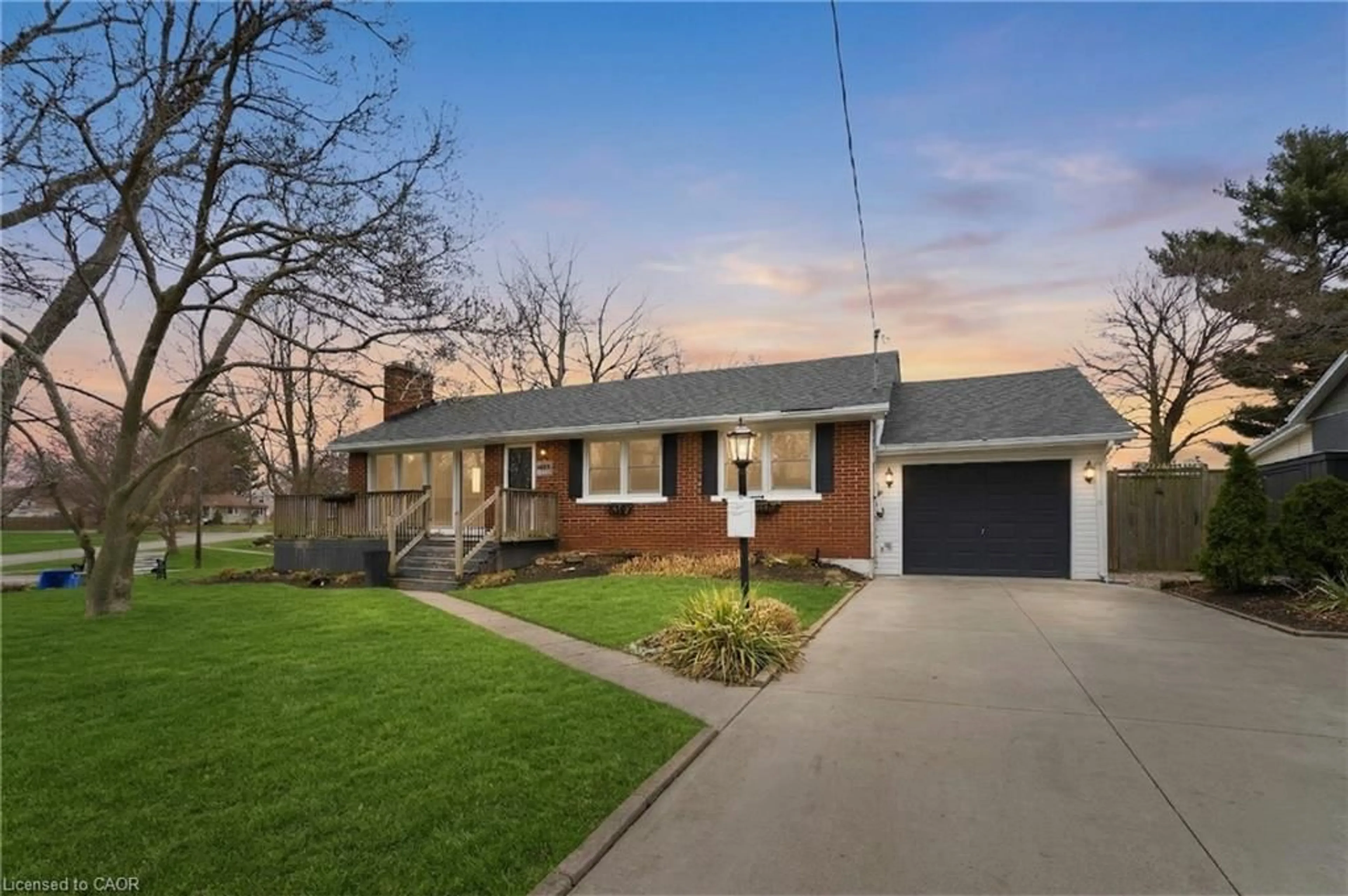 Home with brick exterior material, street for 40 Nickerson Ave, St. Catharines Ontario L2N 3M4