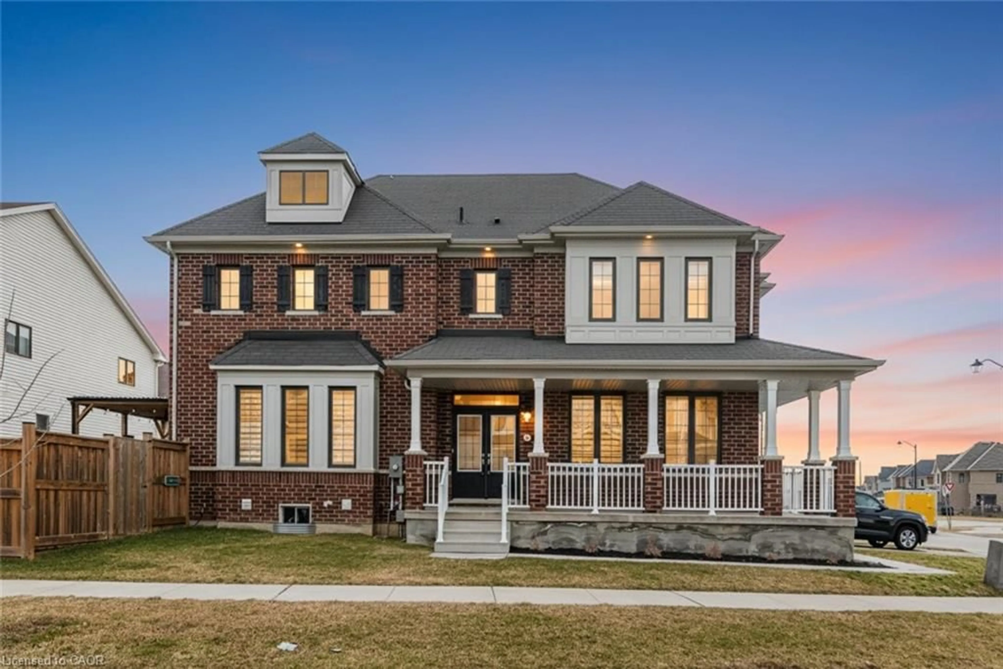 Home with brick exterior material, unknown for 70 Fleming Cres, Caledonia Ontario N3W 0C1