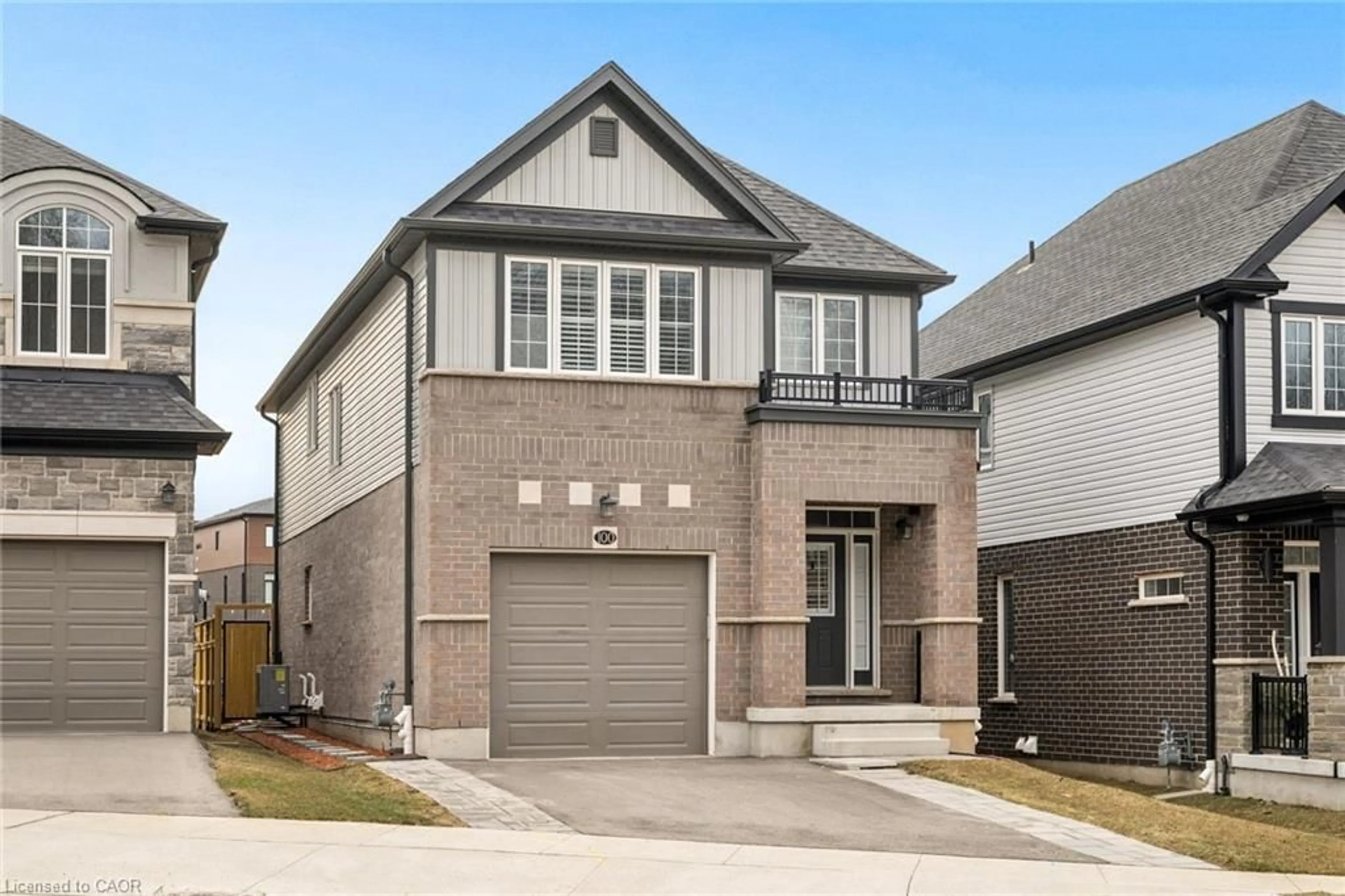 Home with brick exterior material, street for 100 Nathalie St, Kitchener Ontario N2E 0J1