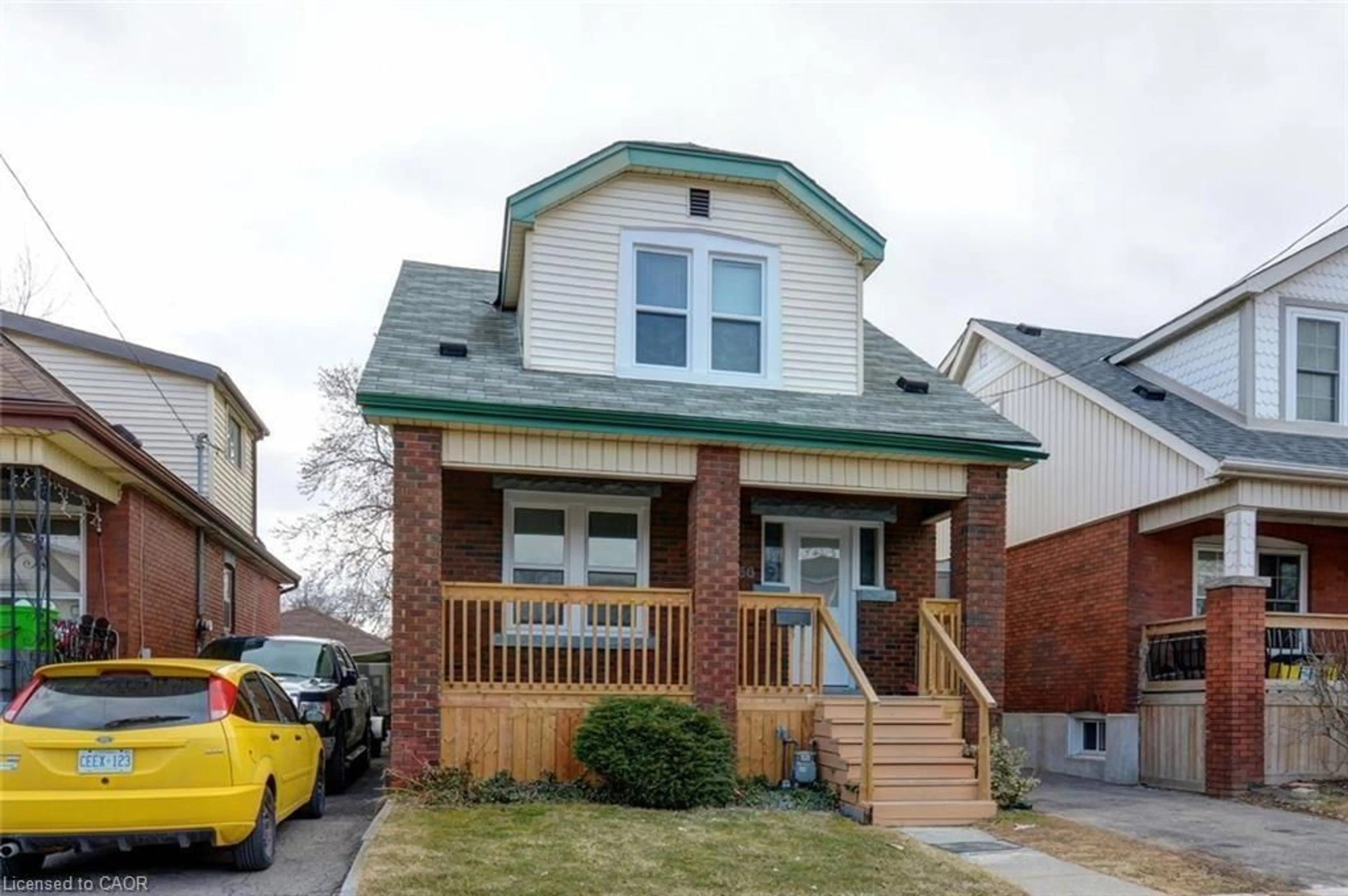 Home with brick exterior material, street for 166 Fairfield Ave, Hamilton Ontario L8H 5H4