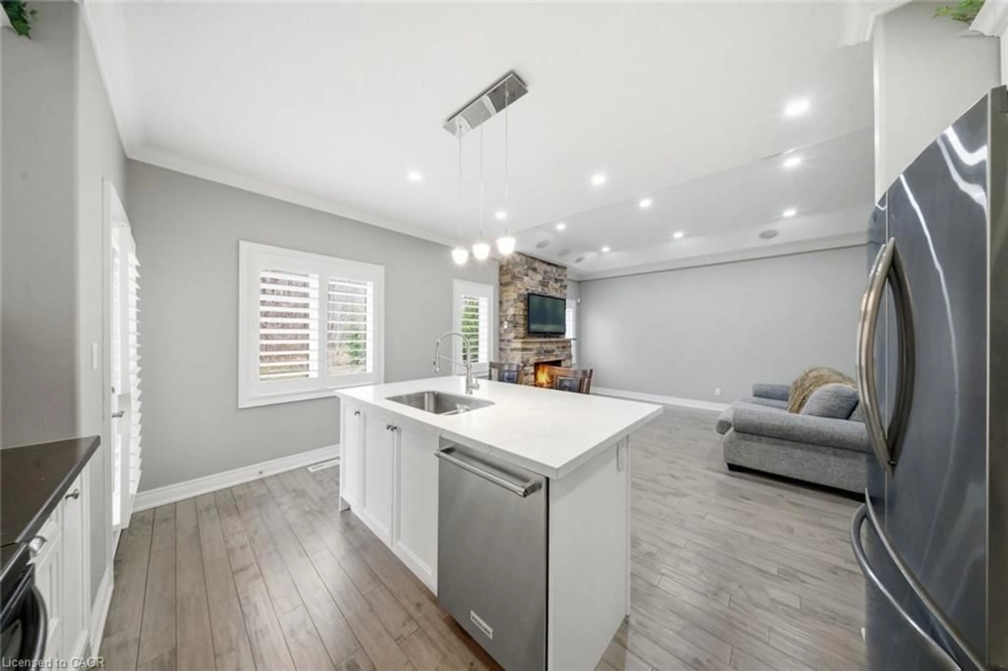 Open concept kitchen, unknown for 194 Donly Dr #12, Simcoe Ontario N3Y 0C6