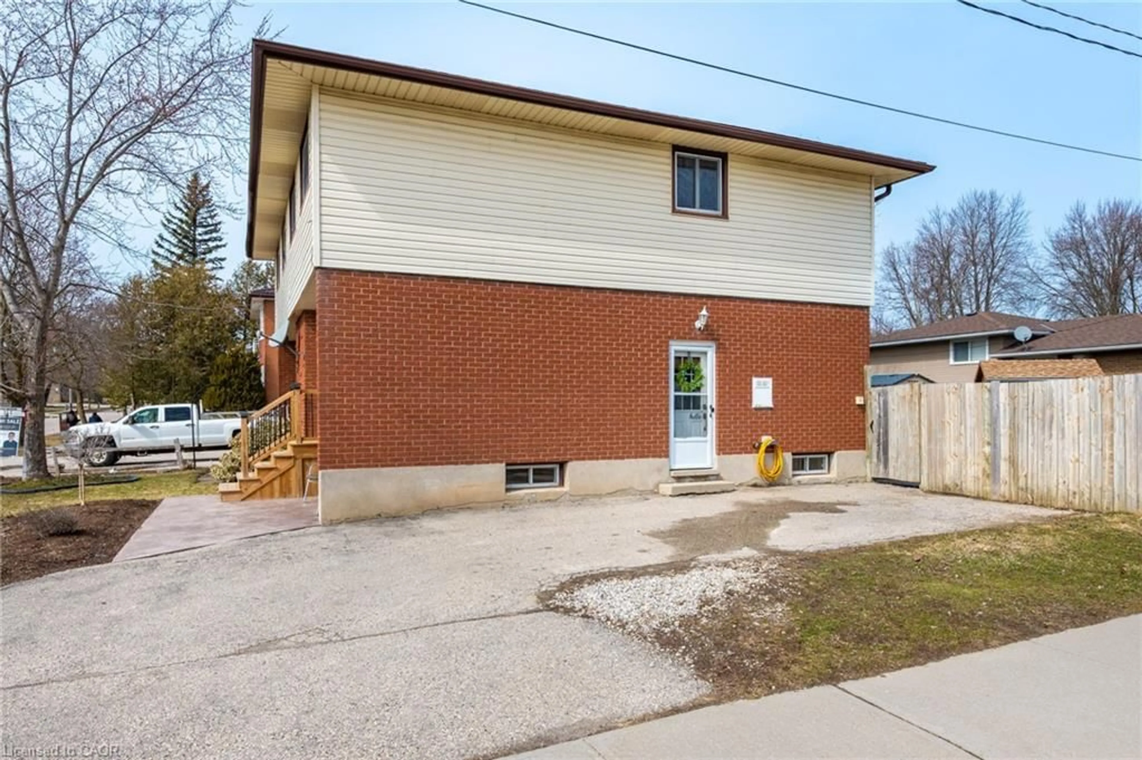 Home with brick exterior material, street for 85 Hincks St #A, New Hamburg Ontario N3A 2B1
