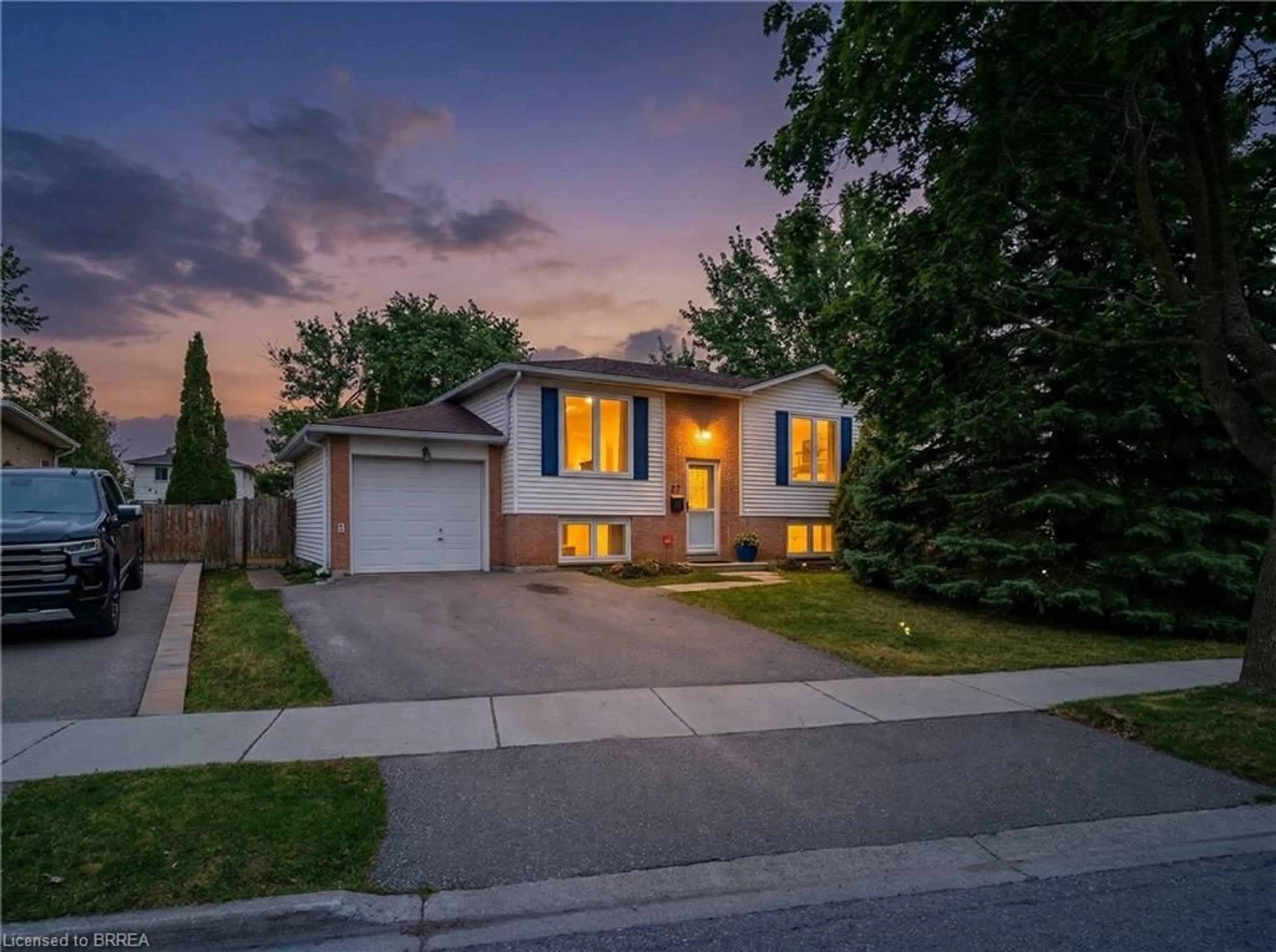 Home with brick exterior material, street for 27 Jasper St, Brantford Ontario N3P 1M9