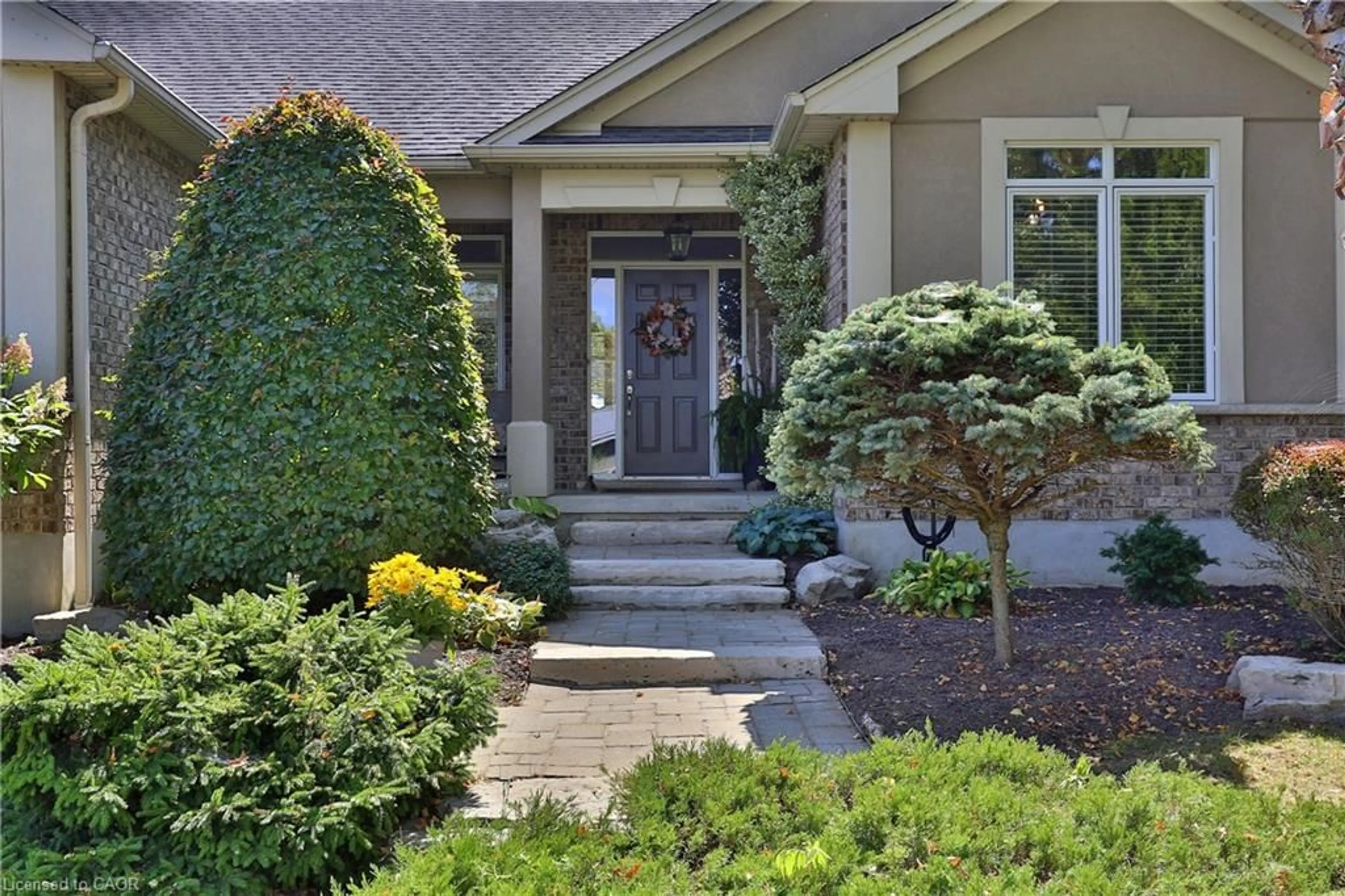 Indoor entryway for 538 Glen Morris Rd, Glen Morris Ontario N0B 1W0