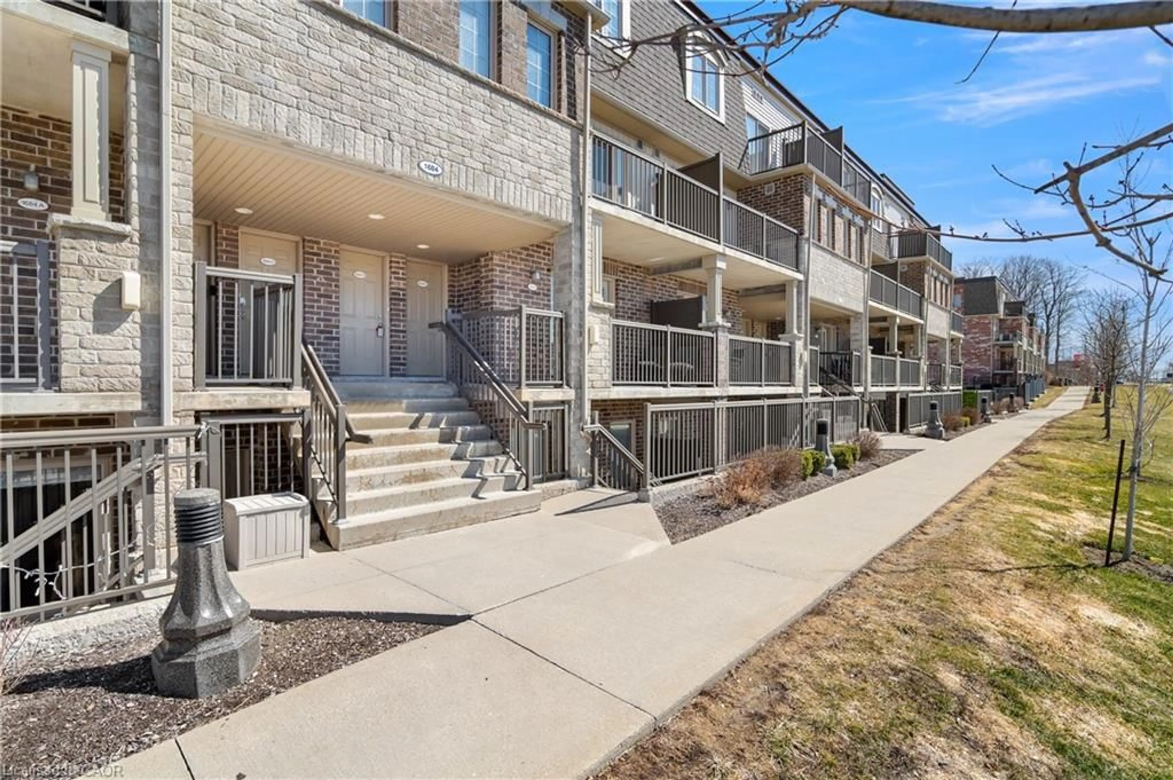 Patio, street for 1684 Fischer Hallman Rd #D, Kitchener Ontario N2R 0H6