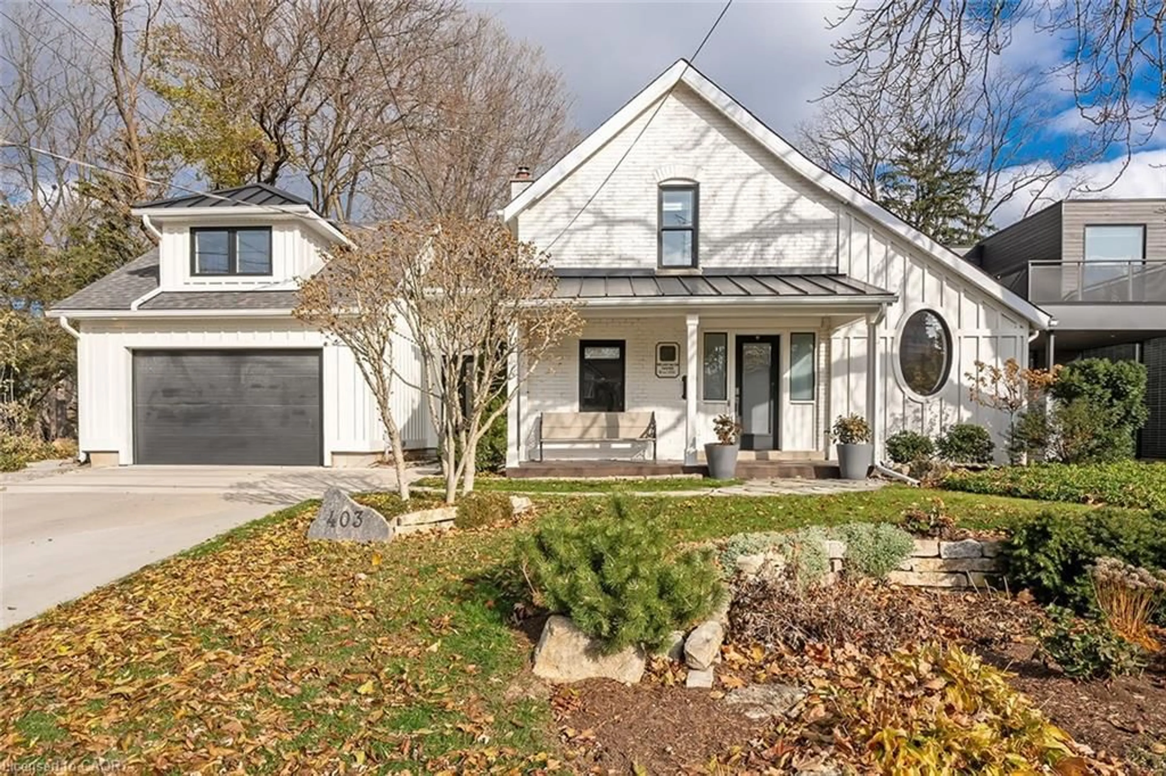 Home with brick exterior material, street for 403 Smith Ave, Burlington Ontario L7R 2T9