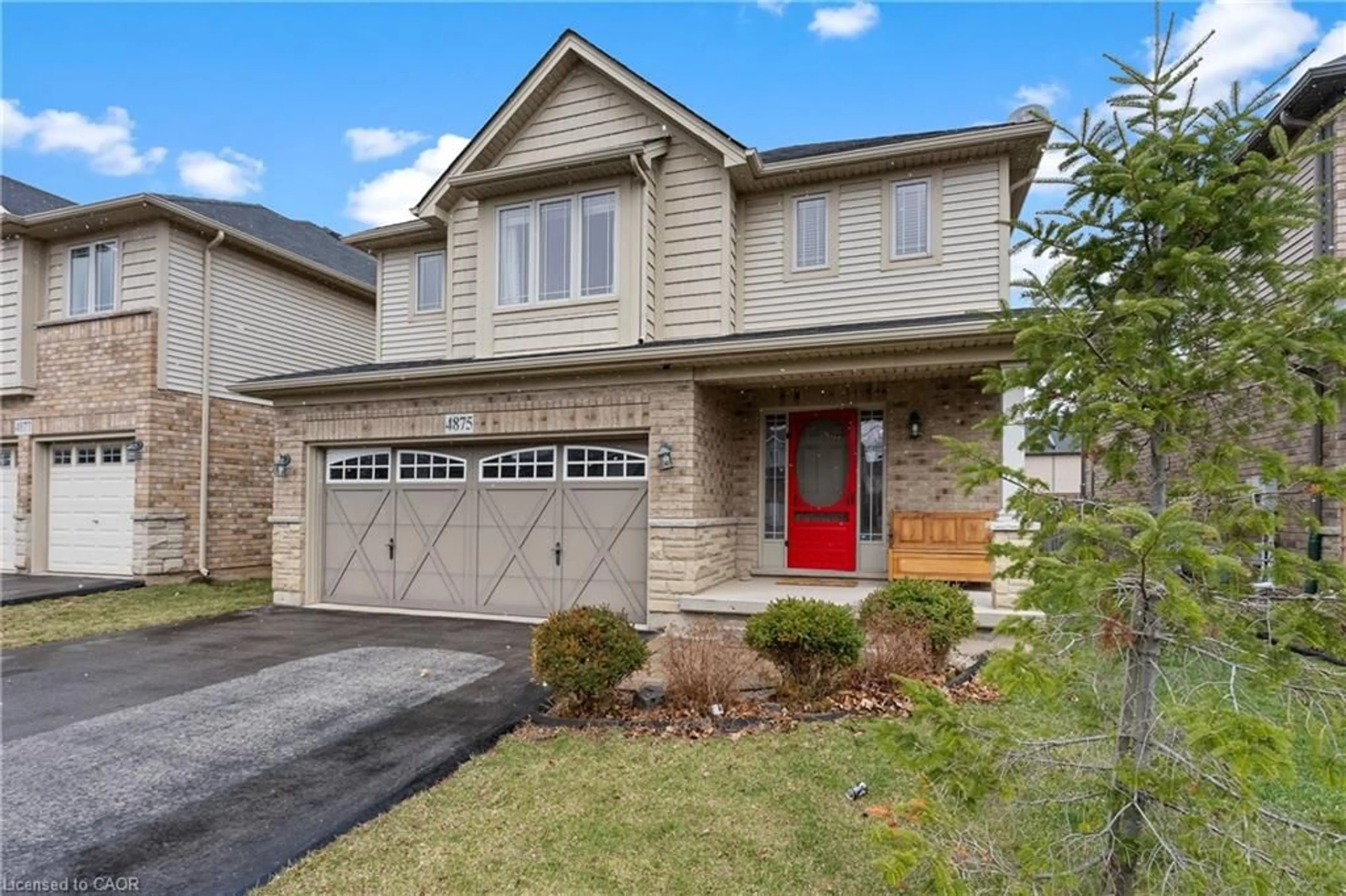 Home with brick exterior material, street for 4875 John St, Beamsville Ontario L3J 0P2