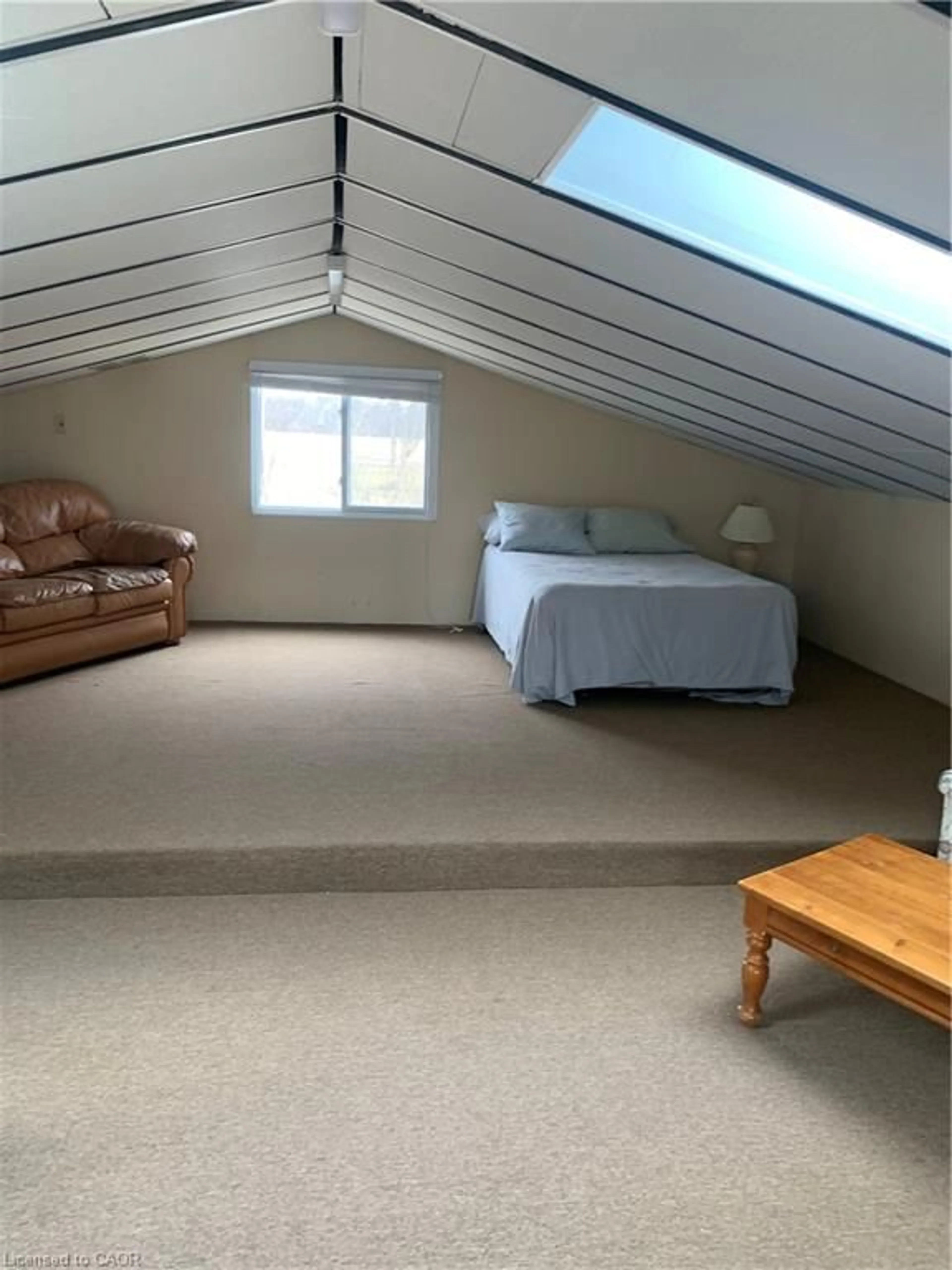 A pic of a room for 6 Villella Rd, Lowbanks Ontario N0A 1K0