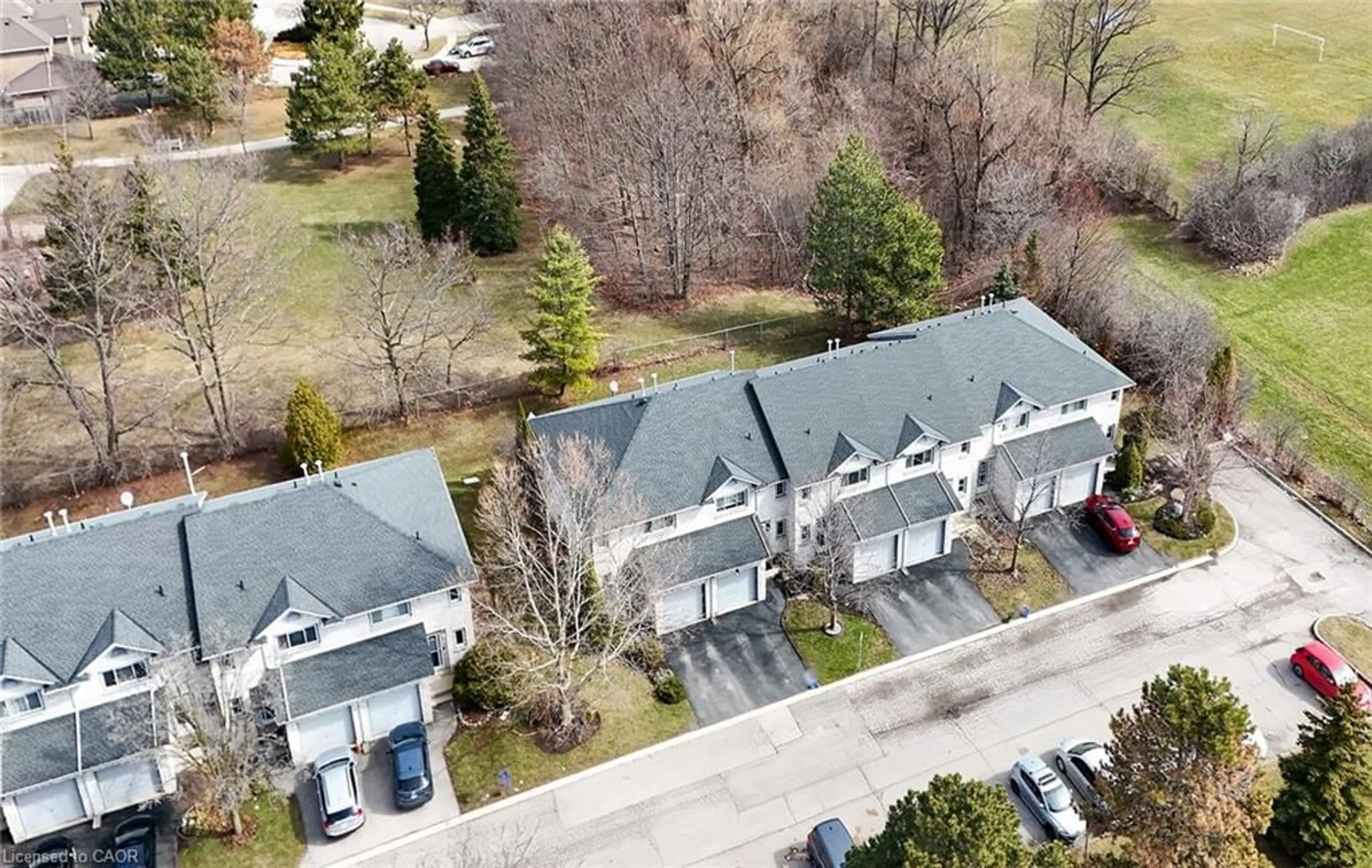 A pic from outside/outdoor area/front of a property/back of a property/a pic from drone, street for 2 Royalwood Crt #59, Stoney Creek Ontario L8E 4Z1