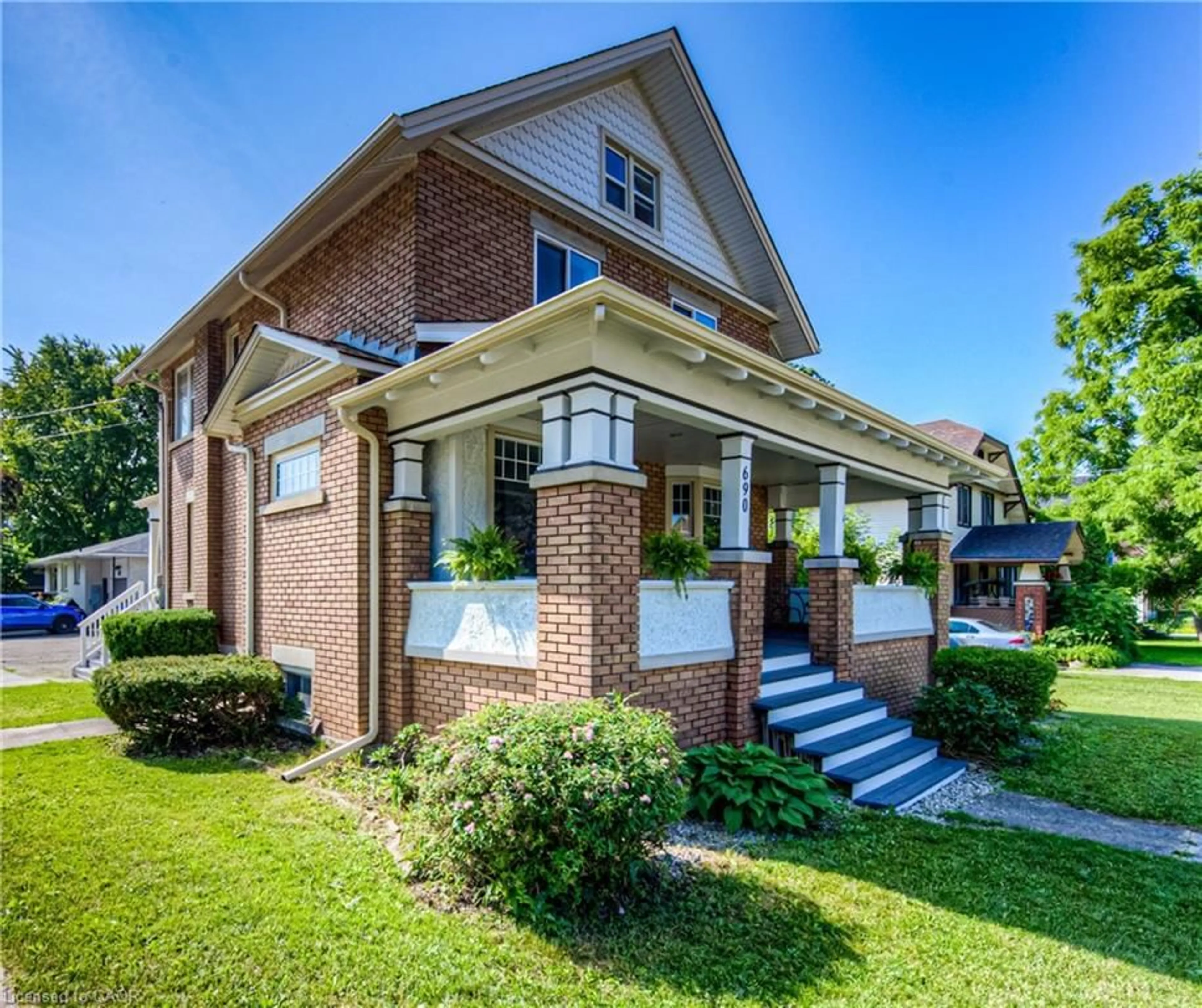 Home with brick exterior material, street for 690 Wallace Ave, Listowel Ontario N4W 1M1