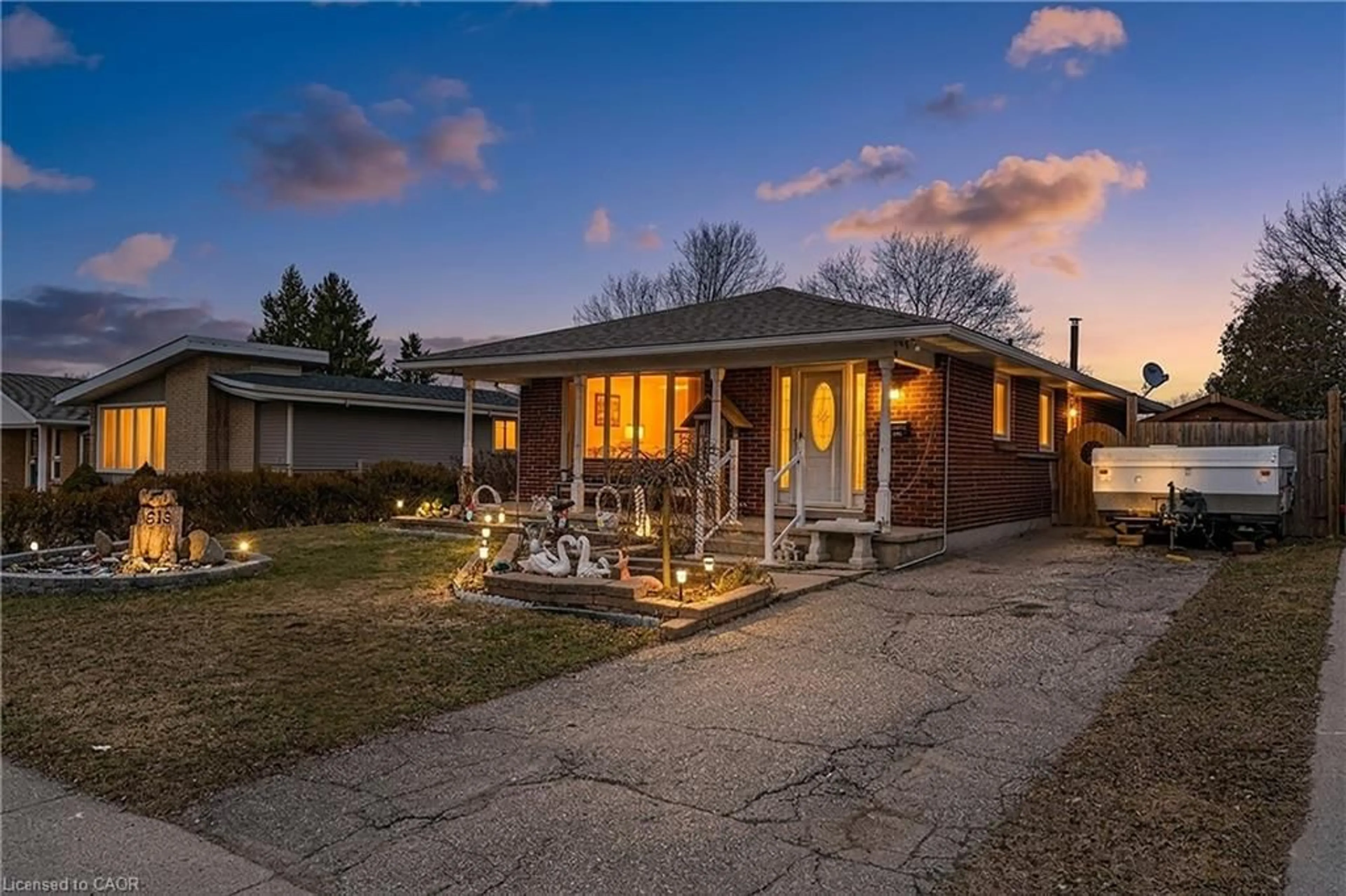 Unknown for 515 Strasburg Rd, Kitchener Ontario N2E 1P1