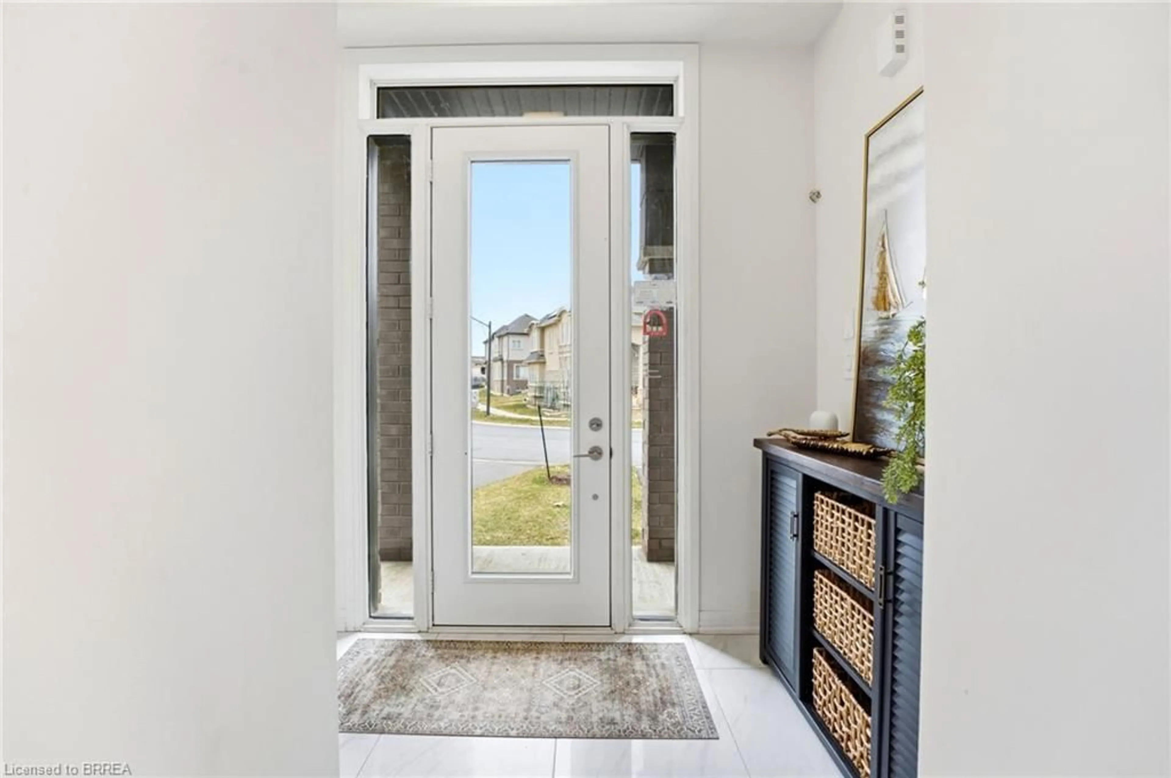 Indoor entryway for 23 Stokes Rd, Paris Ontario N3L 0L9