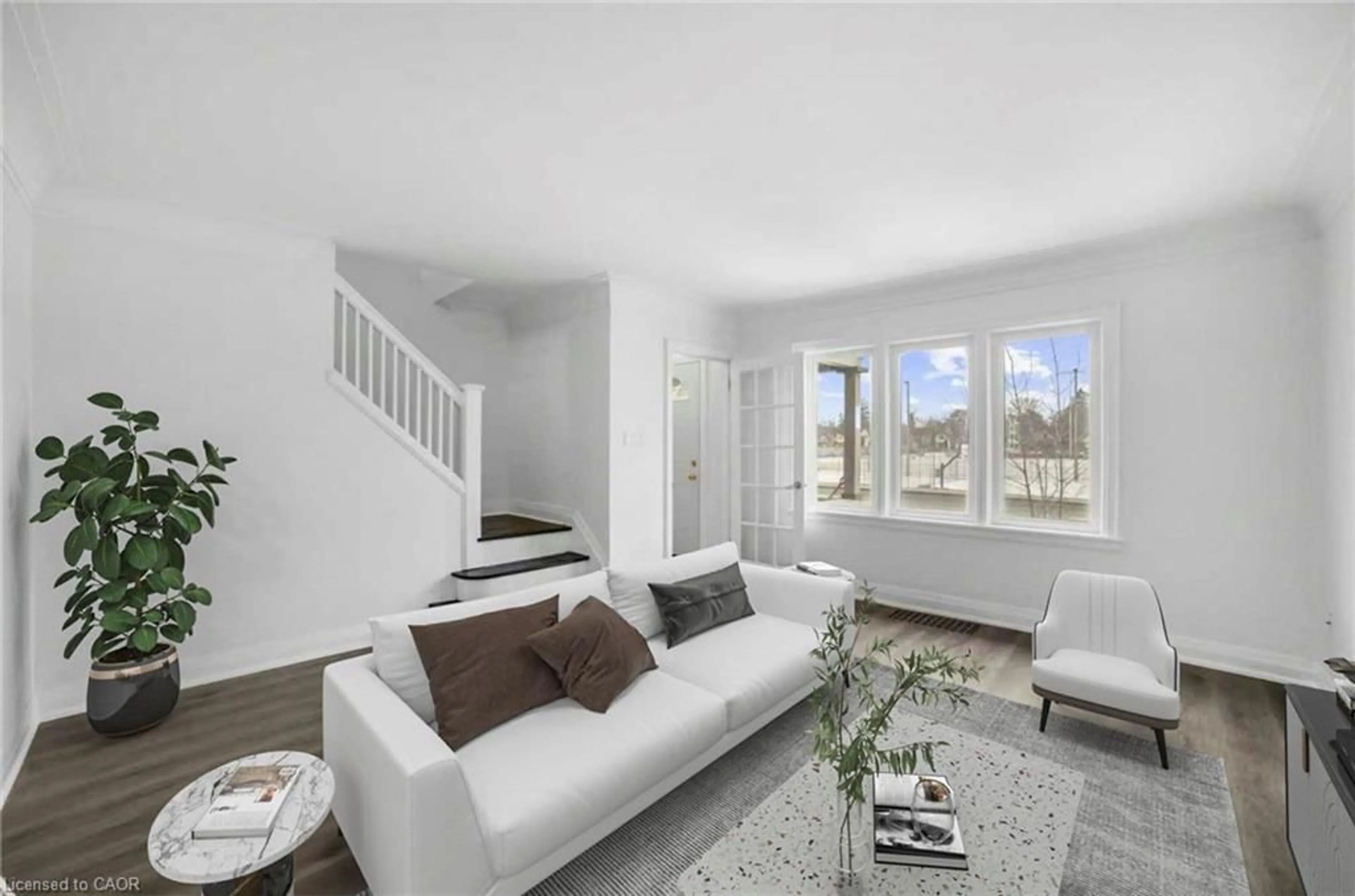 Living room with furniture, unknown for 53 Paradise Rd, Hamilton Ontario L8S 1S3