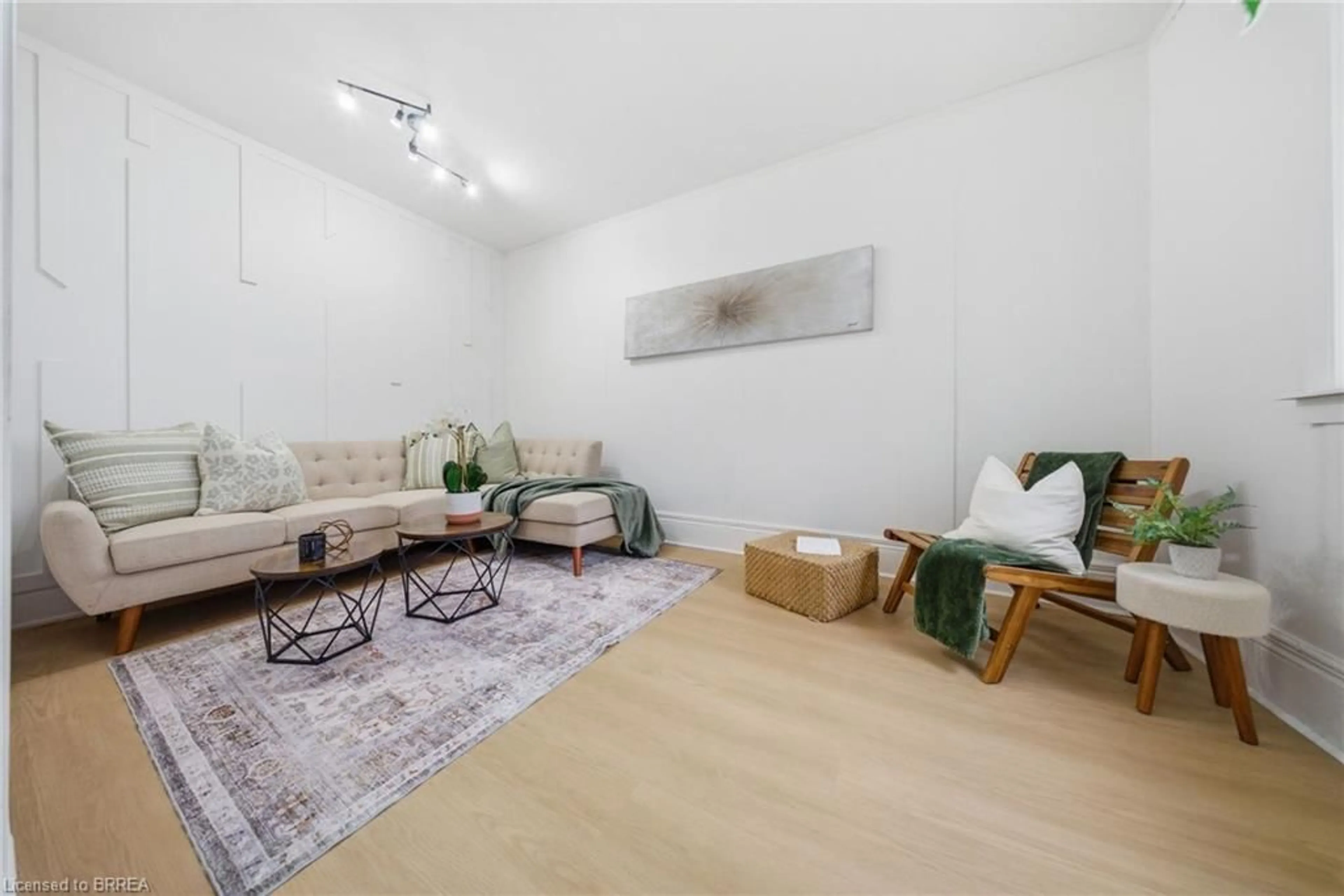 Living room with furniture, unknown for 232 Grey St, Brantford Ontario N3S 4W7