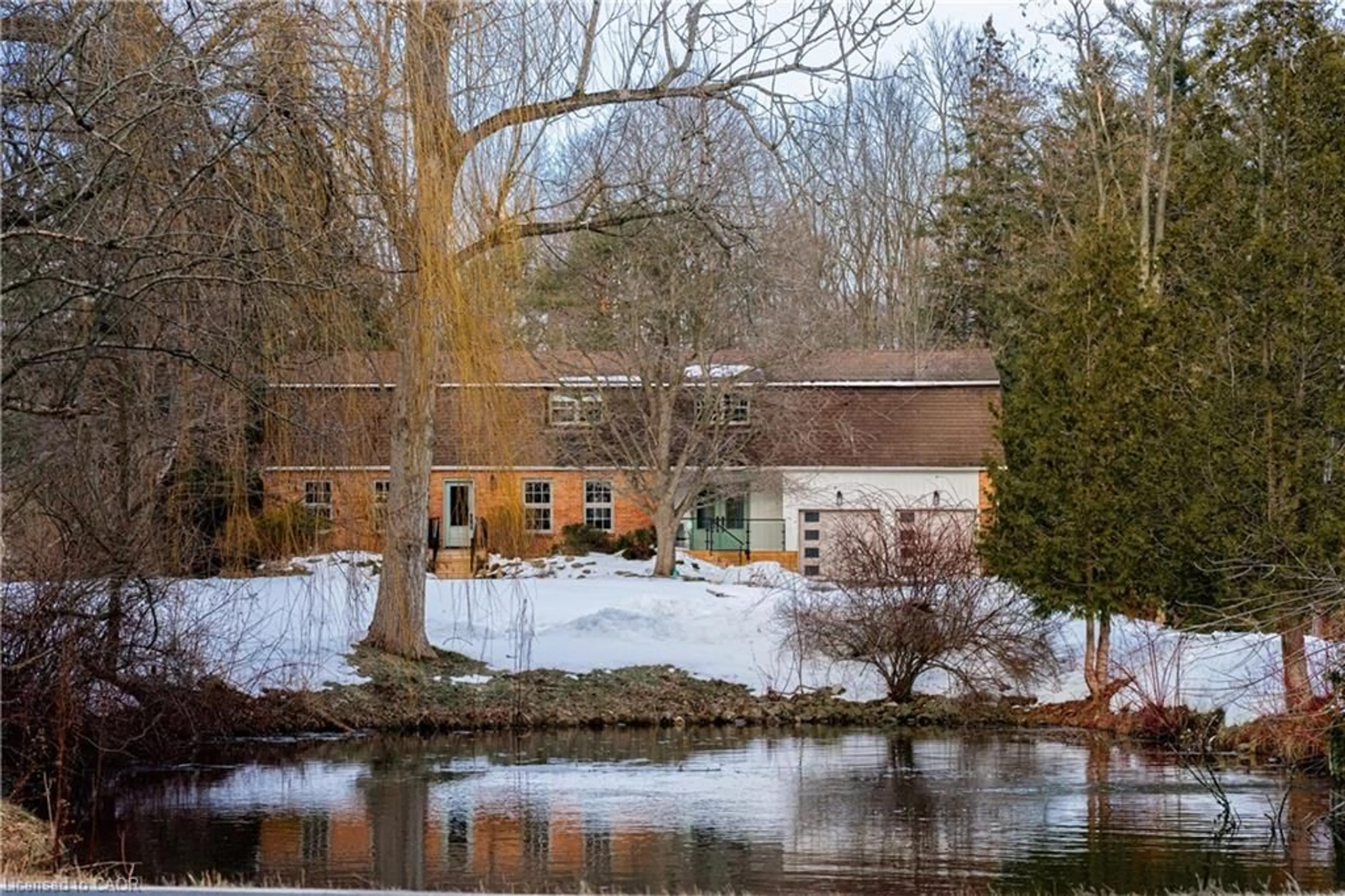 Pool for 5535 Cedar Springs Rd, Burlington Ontario L7P 0C2