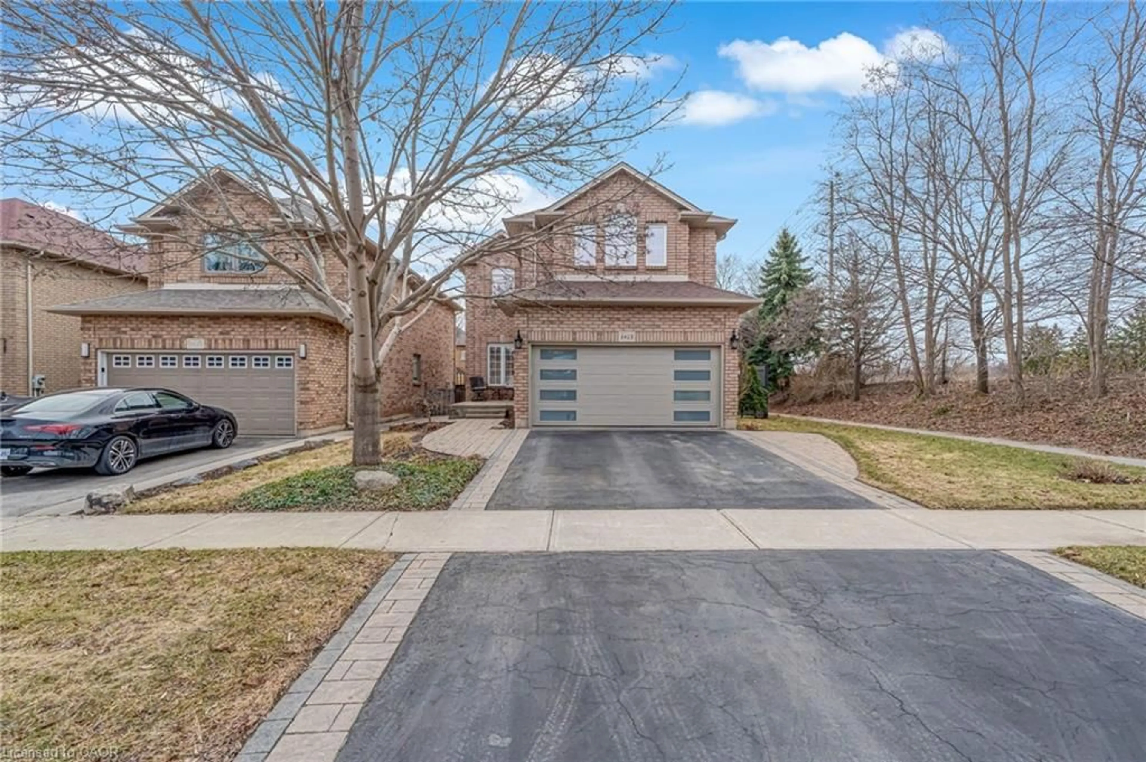 Home with brick exterior material, street for 2423 Valley Heights Cres, Oakville Ontario L6H 6X2