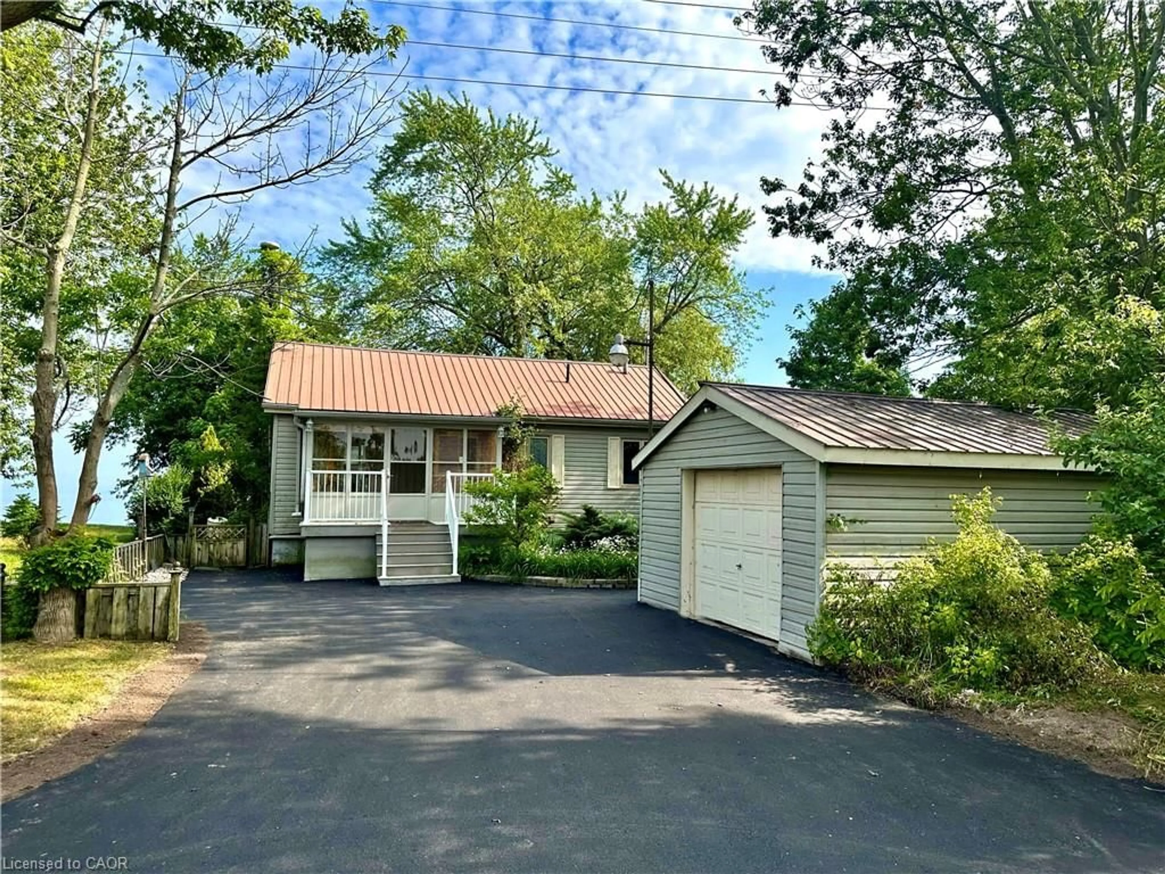 Unknown for 2592 Lakeshore Rd, Dunnville Ontario N1A 2W8