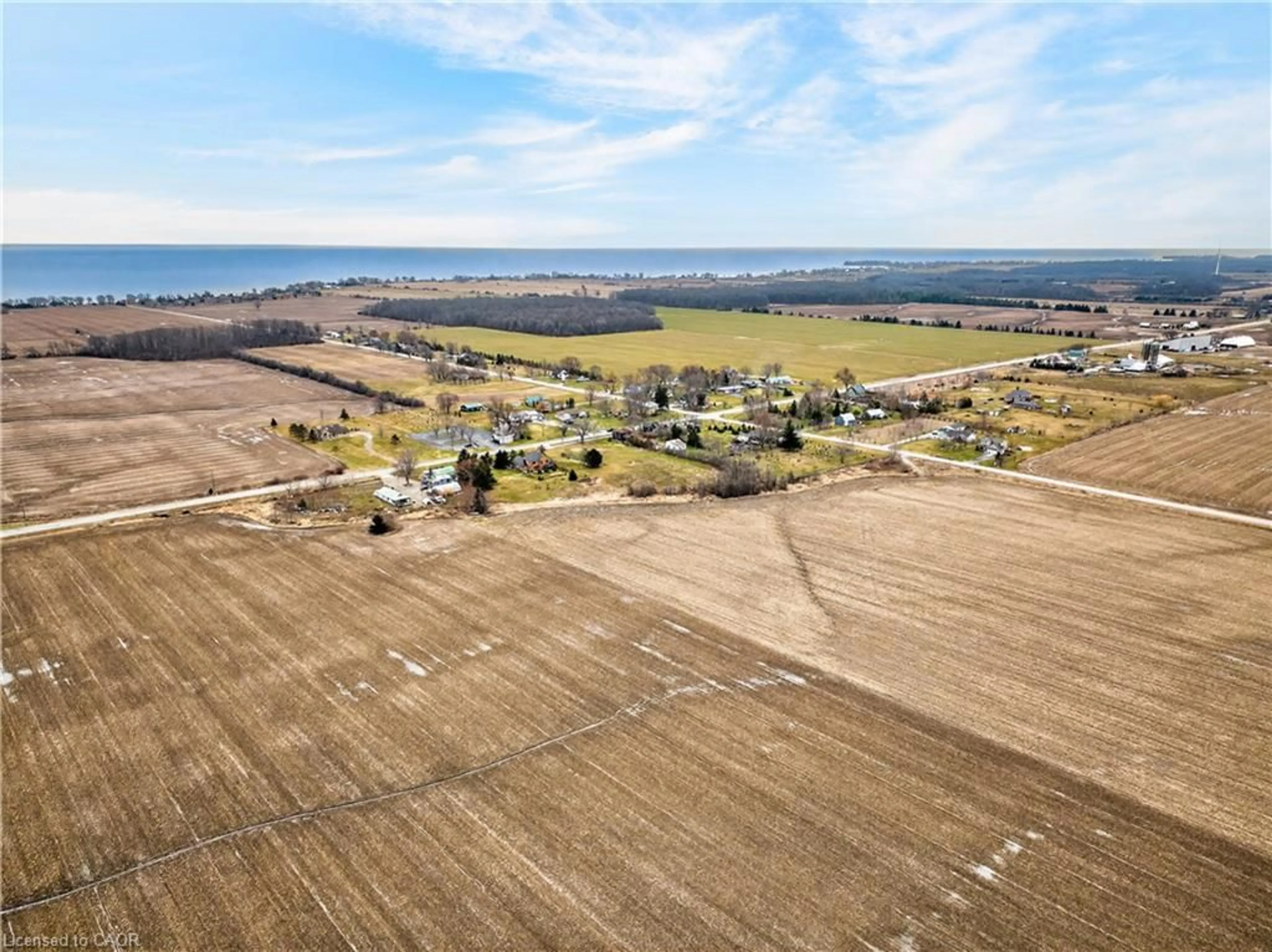 A pic from outside/outdoor area/front of a property/back of a property/a pic from drone, water/lake/river/ocean view for 5353 Rainham Rd, Dunnville Ontario N1A 2W8