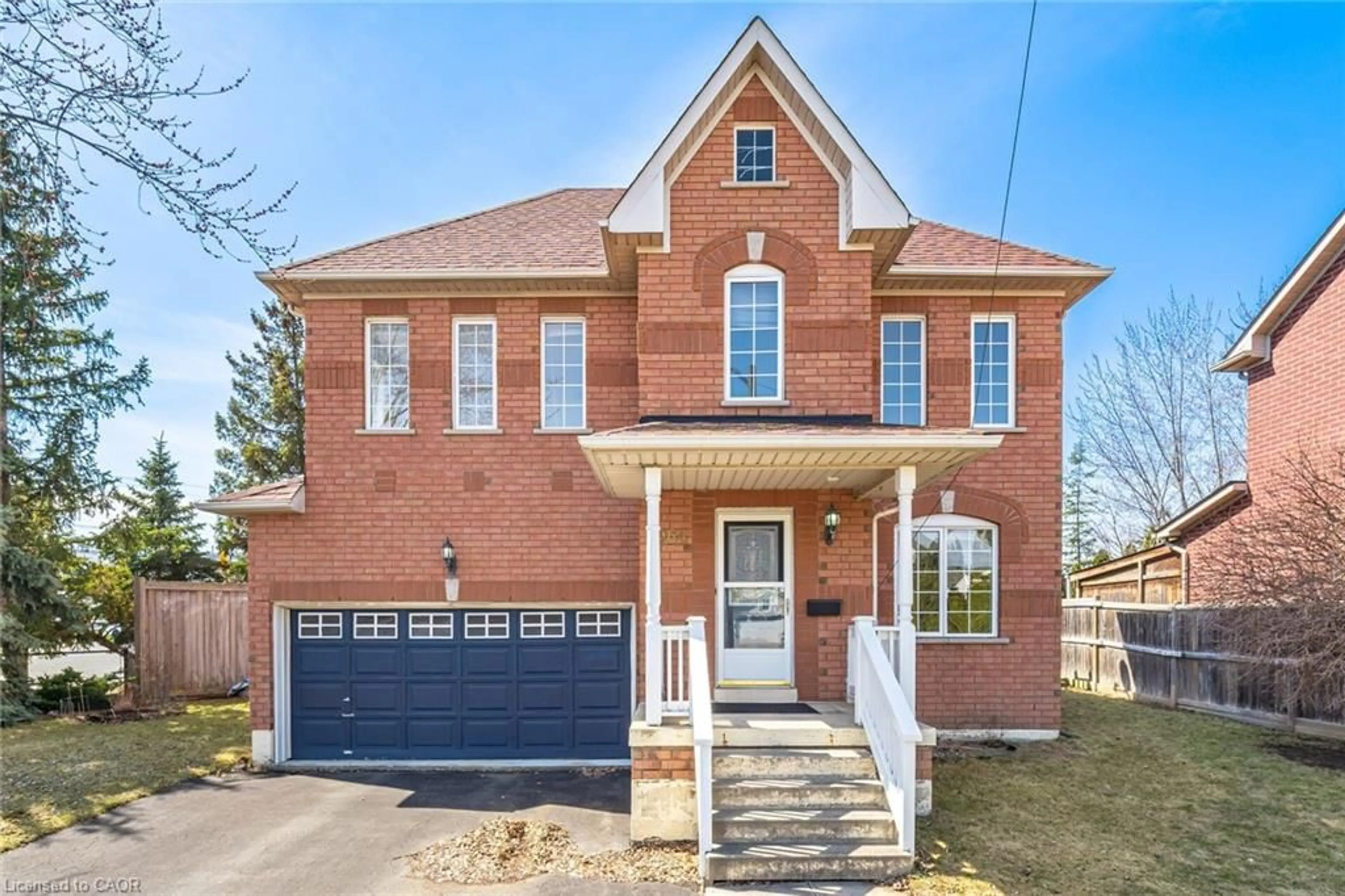 Home with brick exterior material, street for 7064 Walworth Crt, Mississauga Ontario L5N 7L4