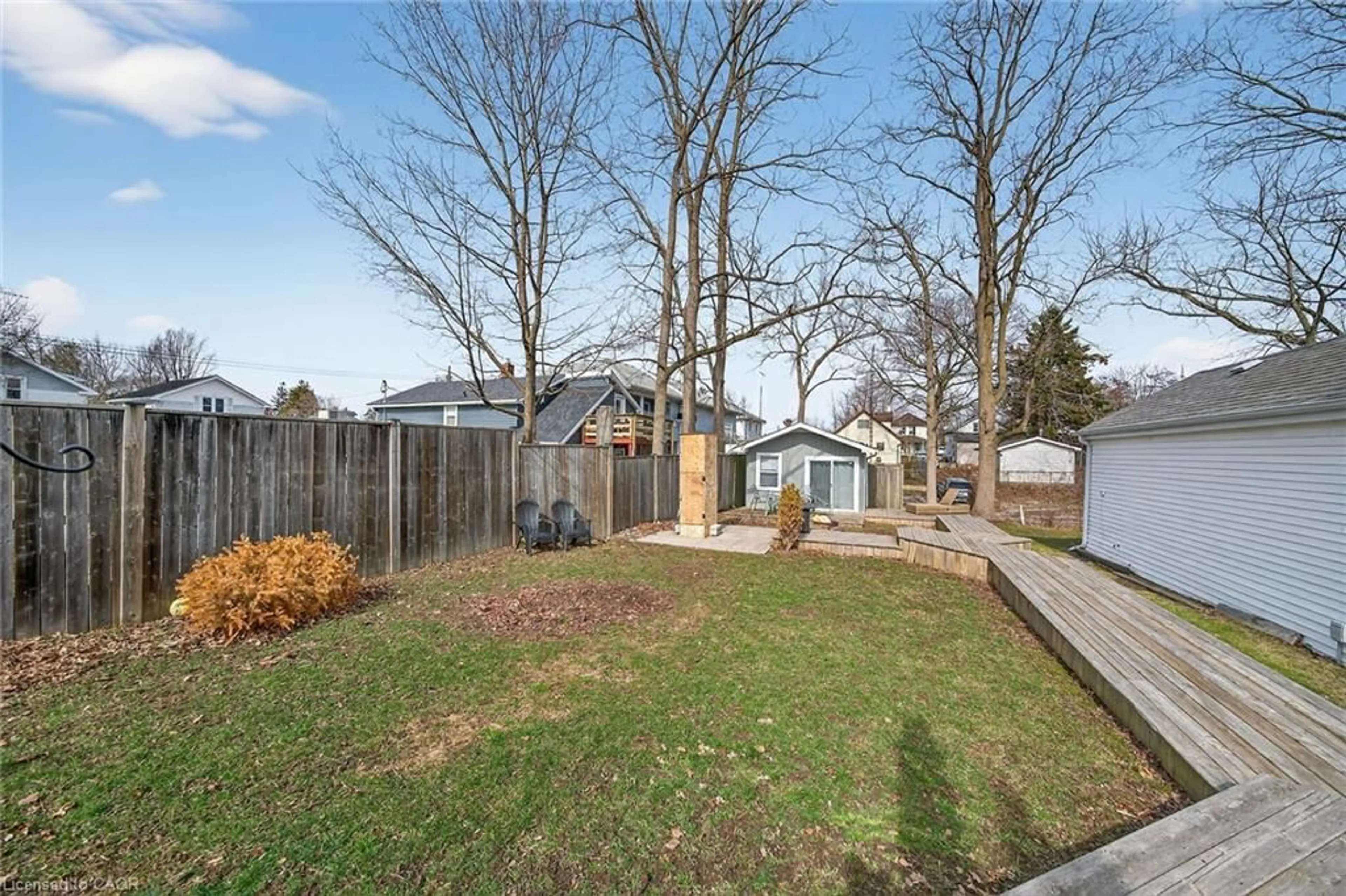 Unknown for 40 St Andrew St, Port Dover Ontario N0A 1N0