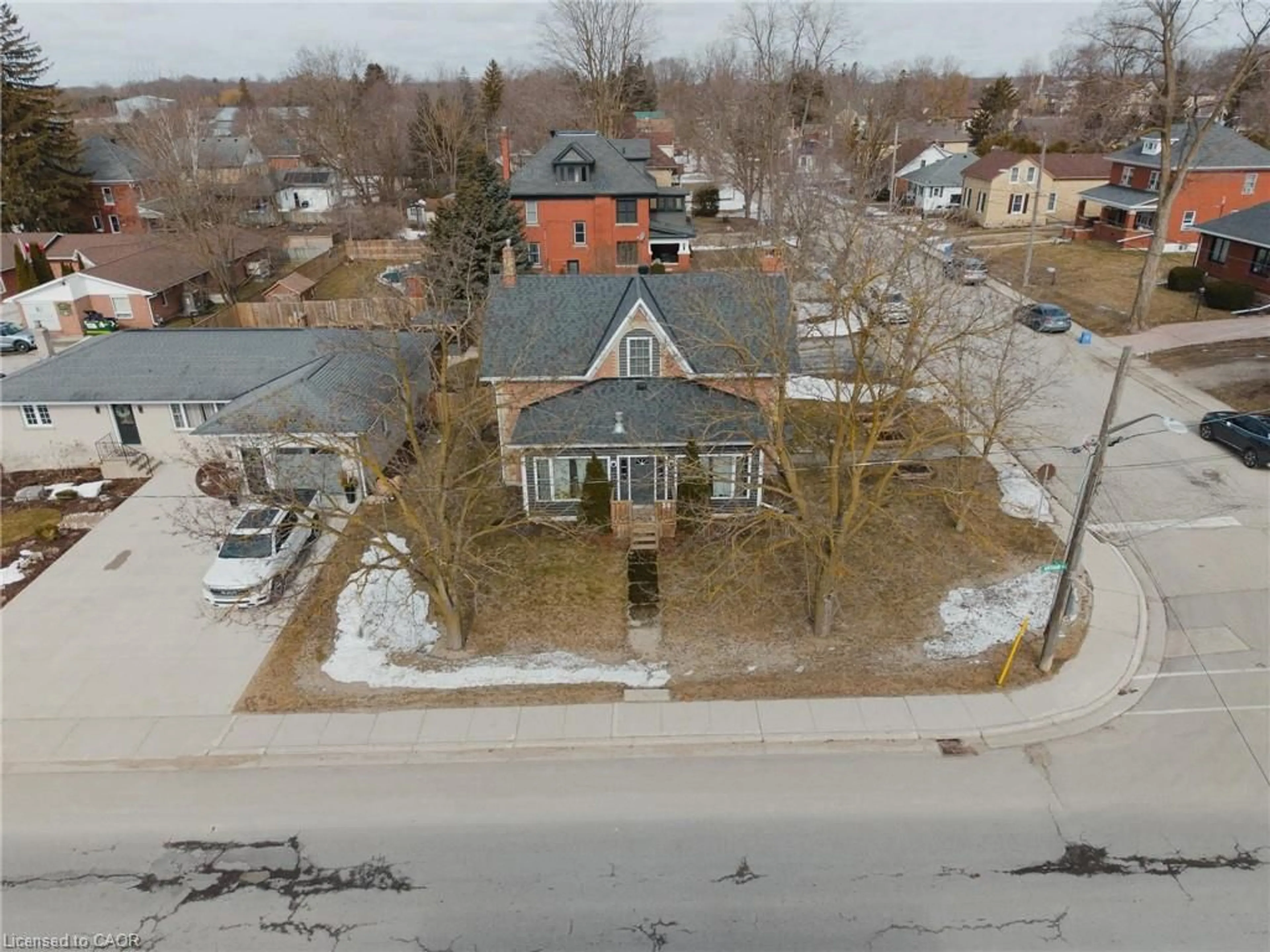 A pic from outside/outdoor area/front of a property/back of a property/a pic from drone, street for 30 Arthur St, Harriston Ontario N0G 1Z0