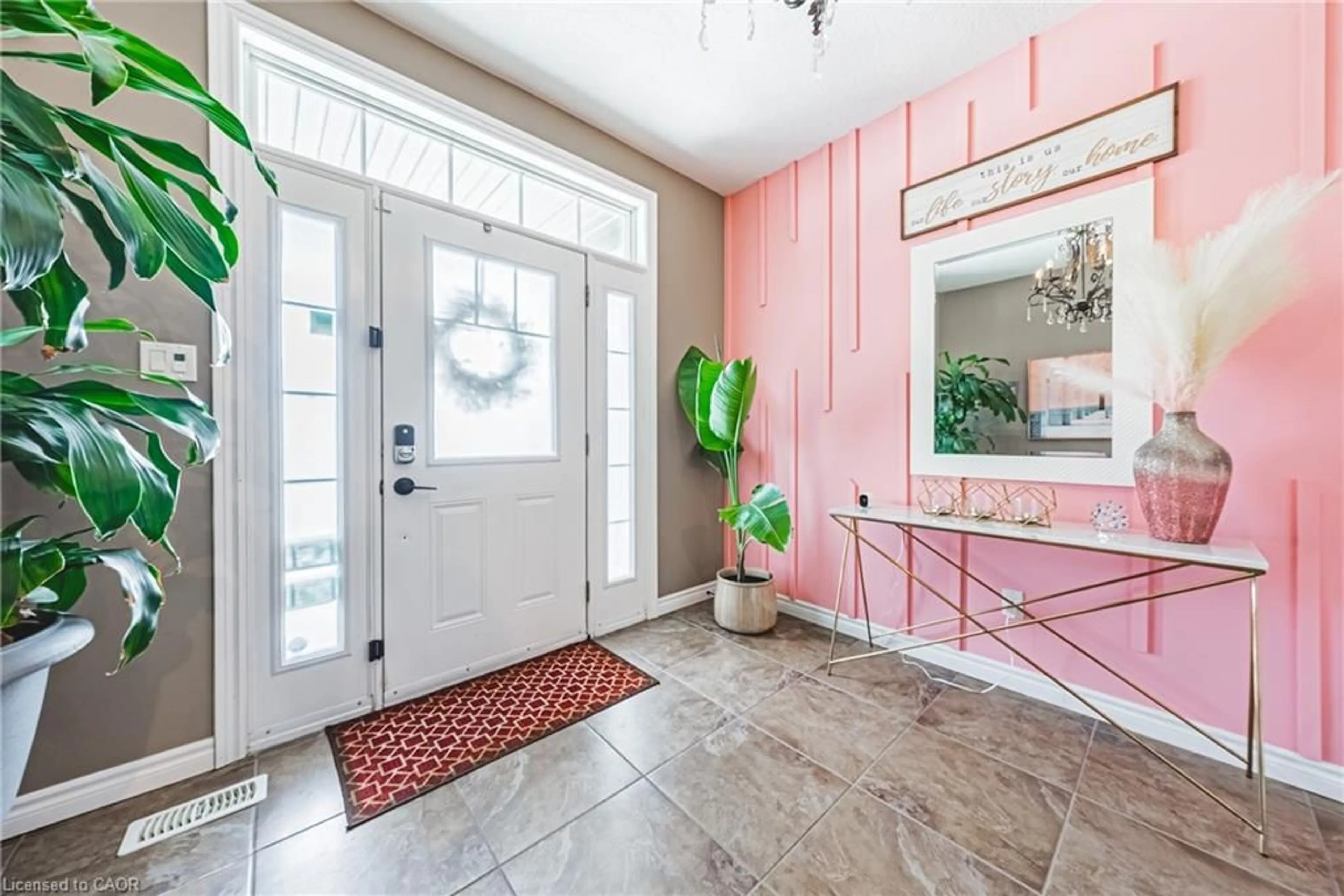 Indoor entryway for 60 Cox St, Cambridge Ontario N1S 0A3