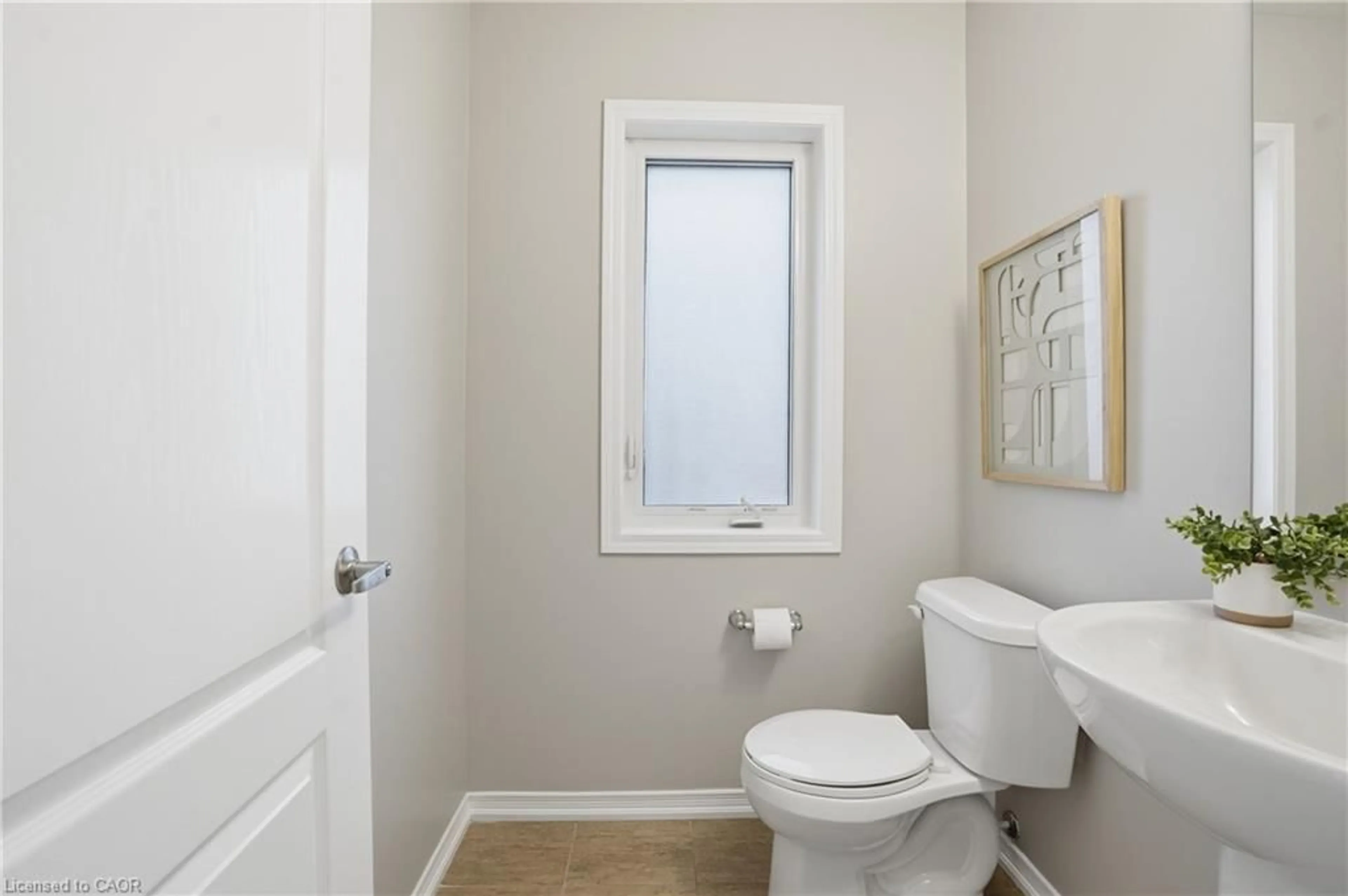 Standard bathroom, unknown for 7839 Dockweed Dr, Niagara Falls Ontario L2H 3R9