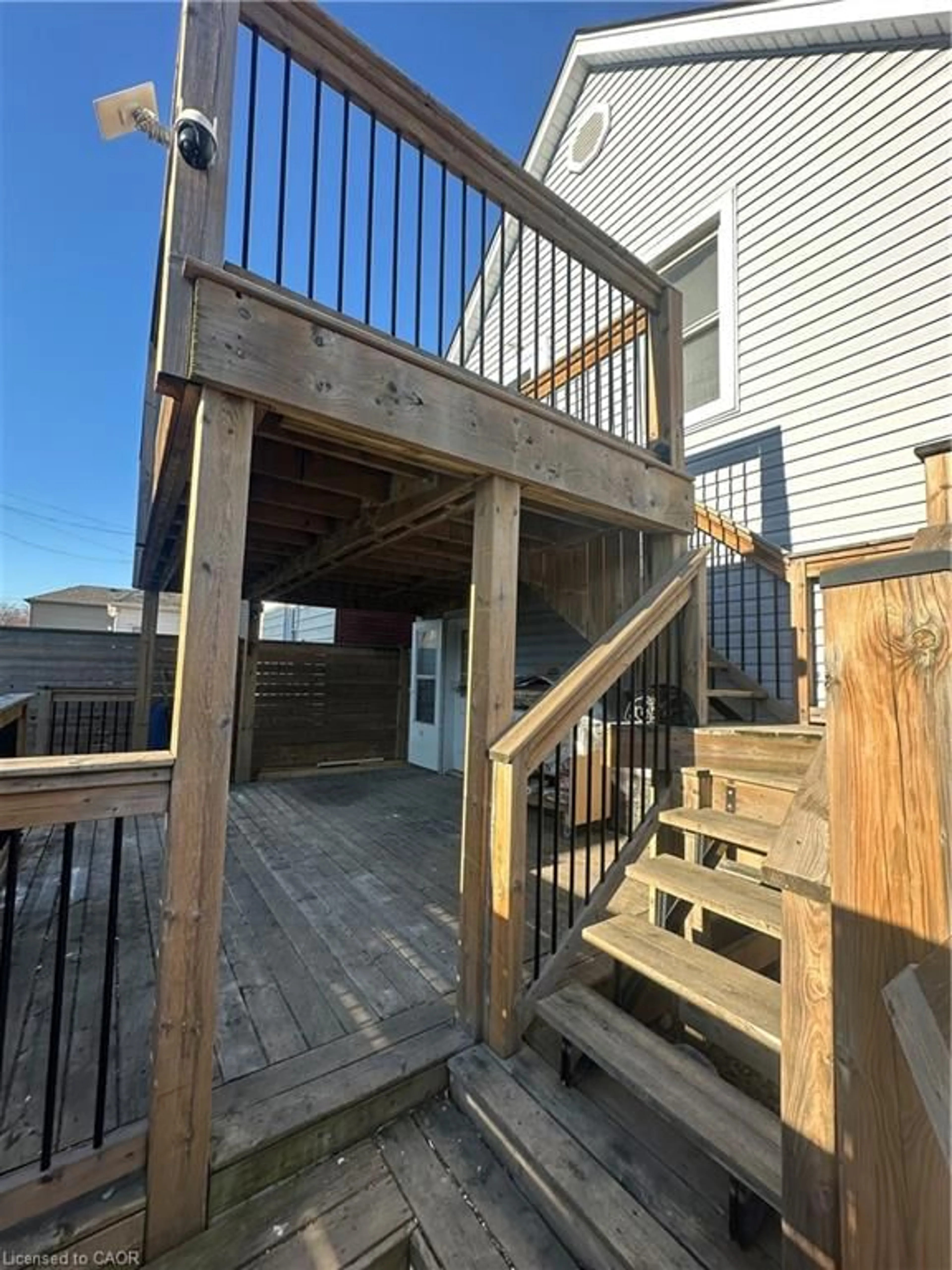 Unknown for 110 Robins Ave, Hamilton Ontario L8H 4N6