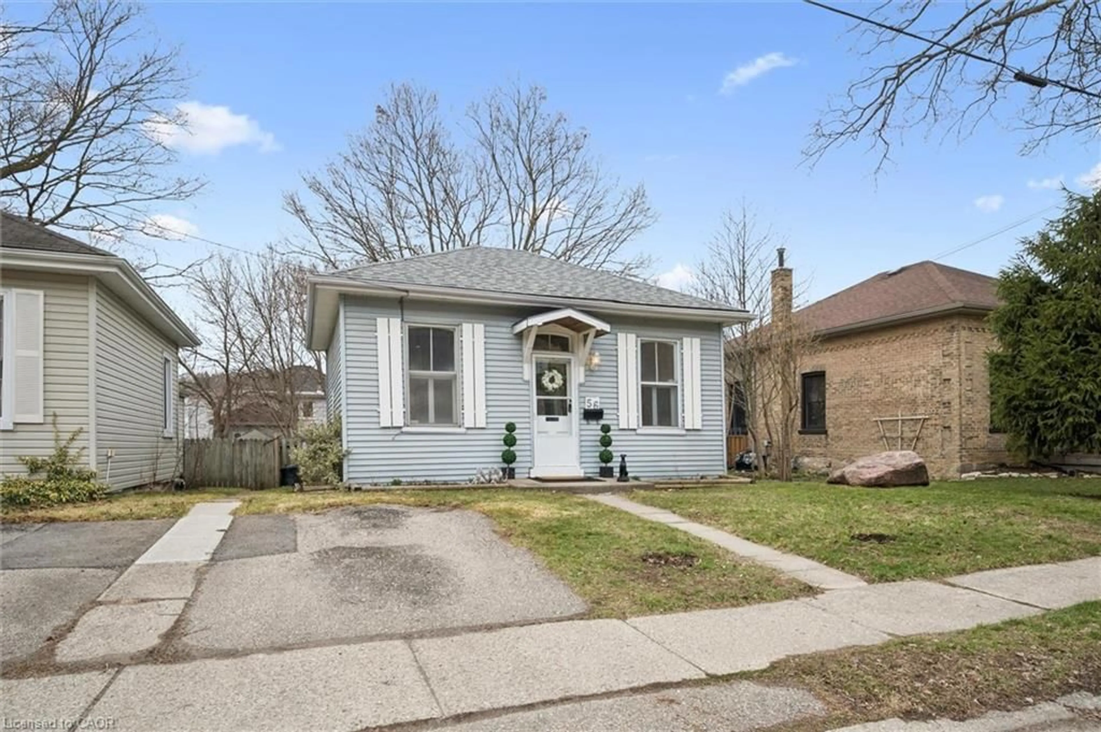 Unknown for 56 Walnut St, Paris Ontario N3L 2J3