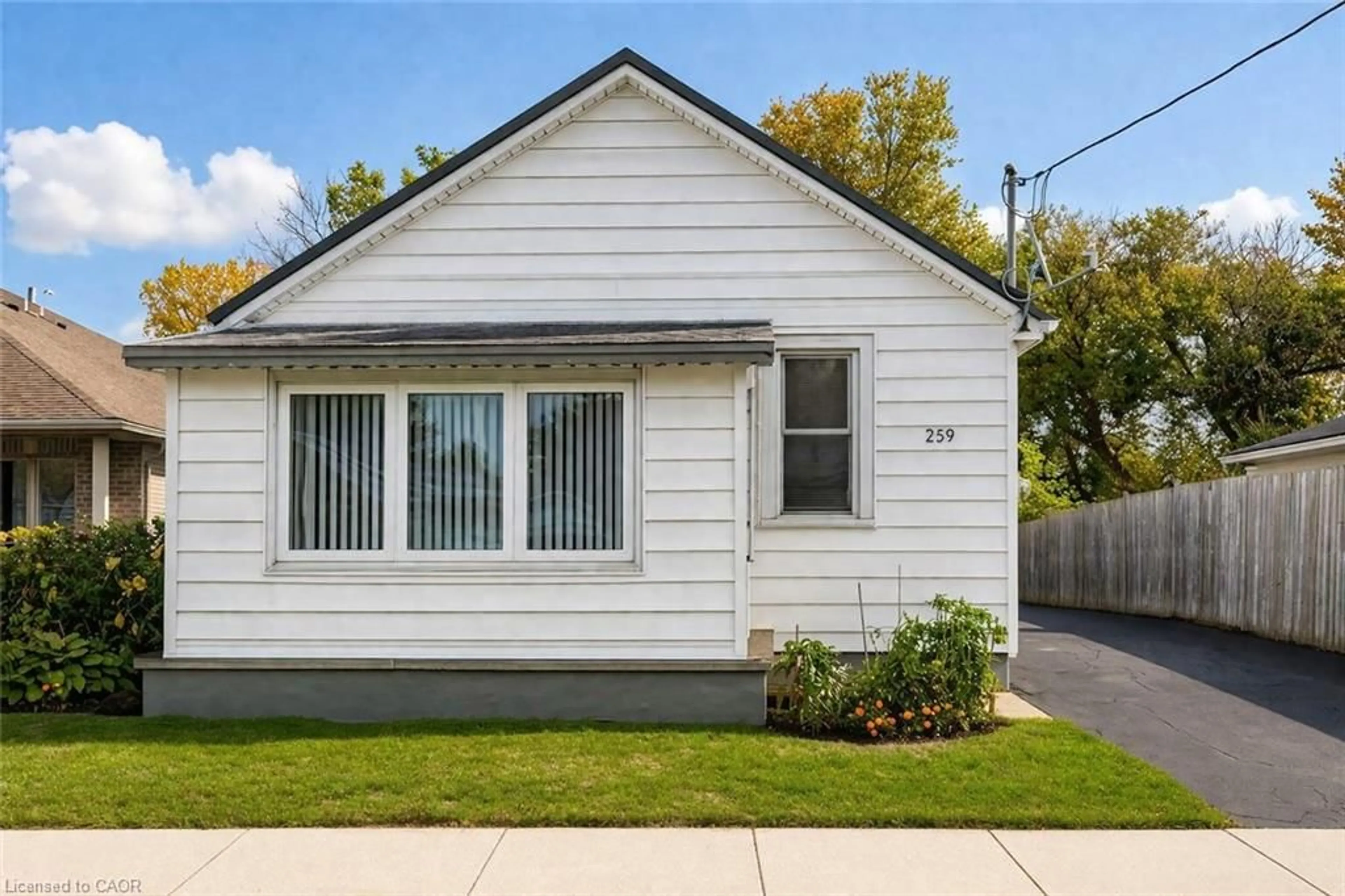 Home with vinyl exterior material, street for 259 Metcalfe St, Simcoe Ontario N3Y 3Y1