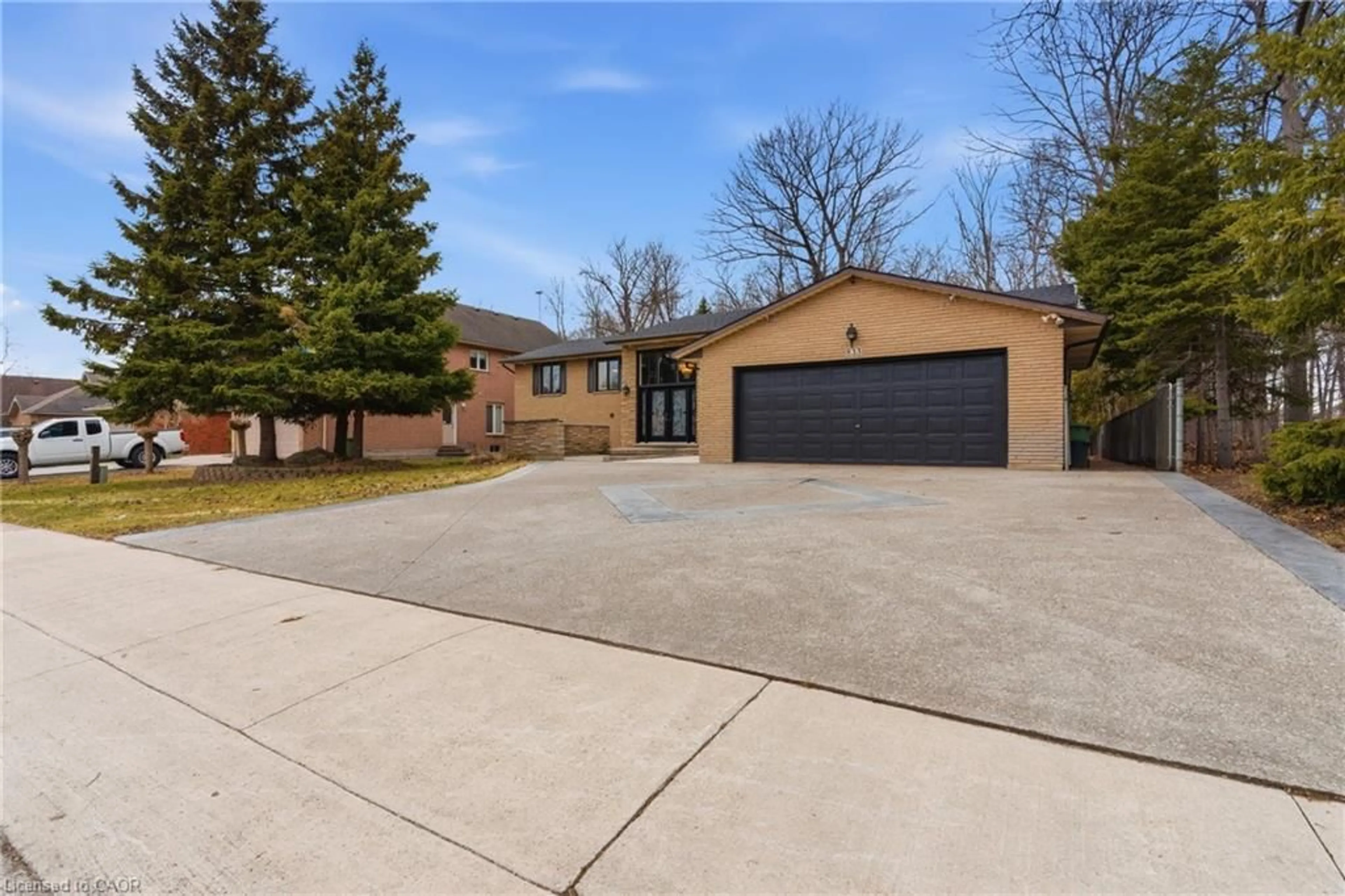 Unknown for 833 Brigadoon Dr, Hamilton Ontario L9C 7P2