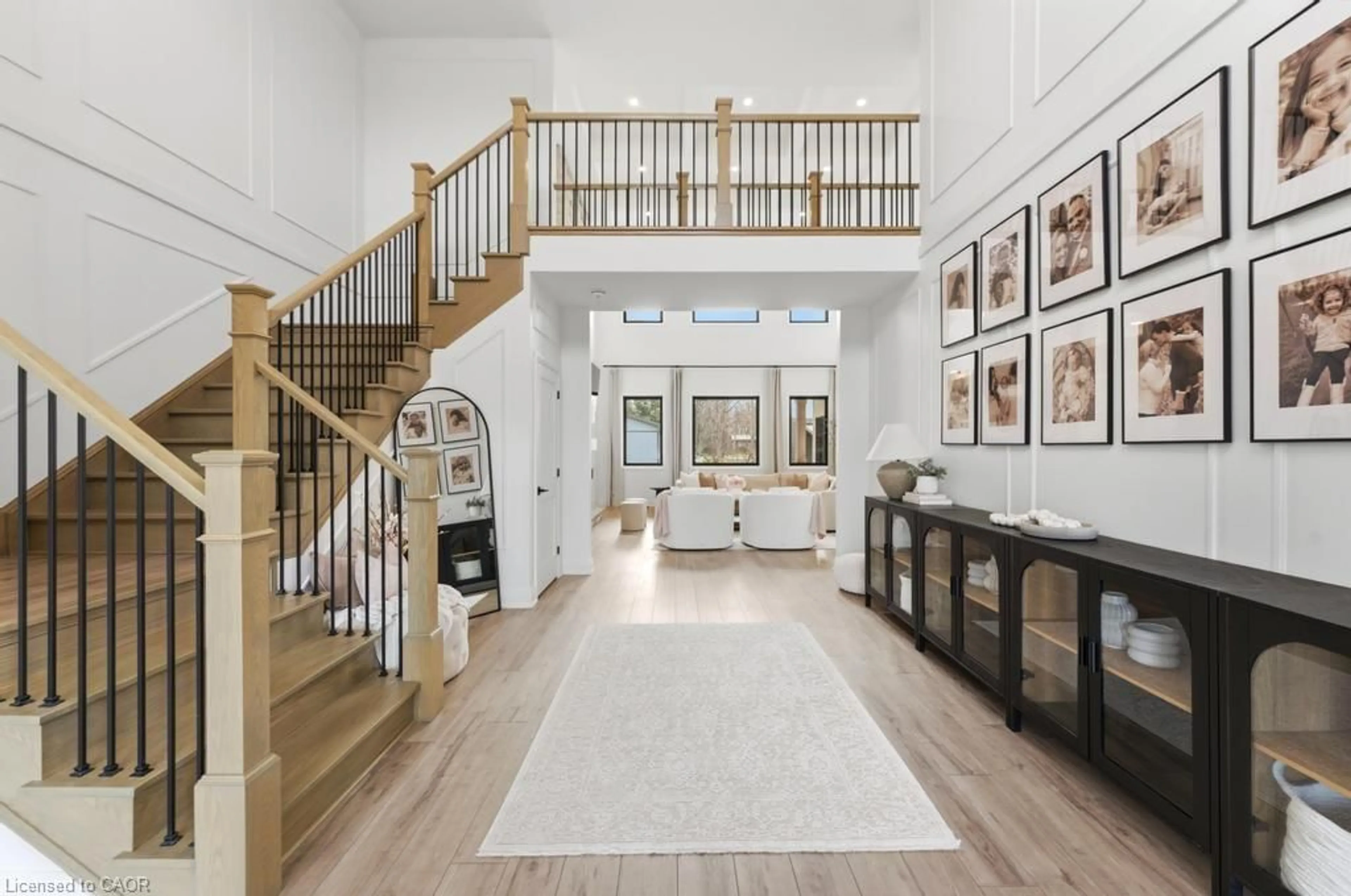 Indoor foyer for 3634 Vosburgh Pl, Campden Ontario L0R 1G0