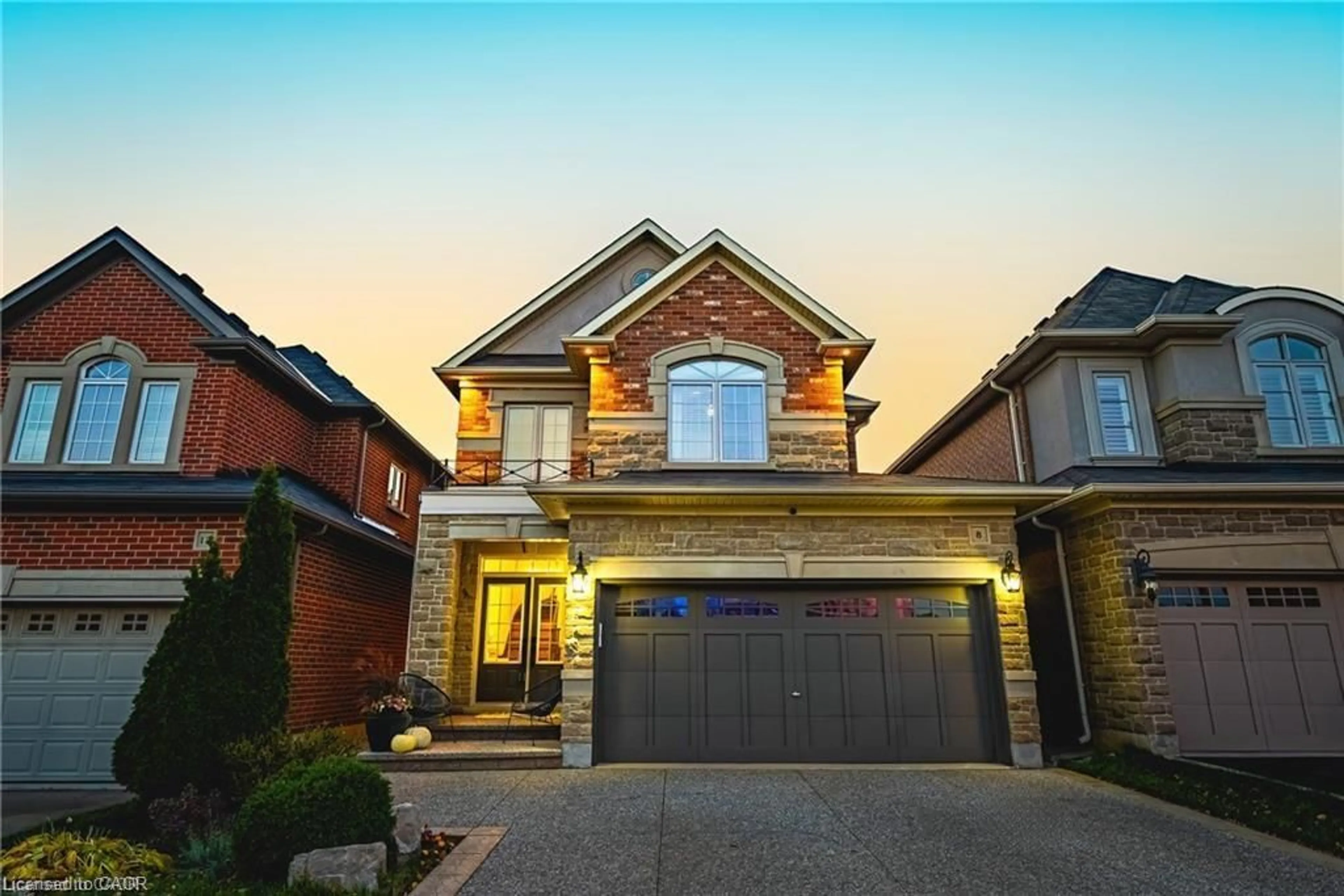 Unknown for 8 Matteo Trail, Hamilton Ontario L9B 0E8