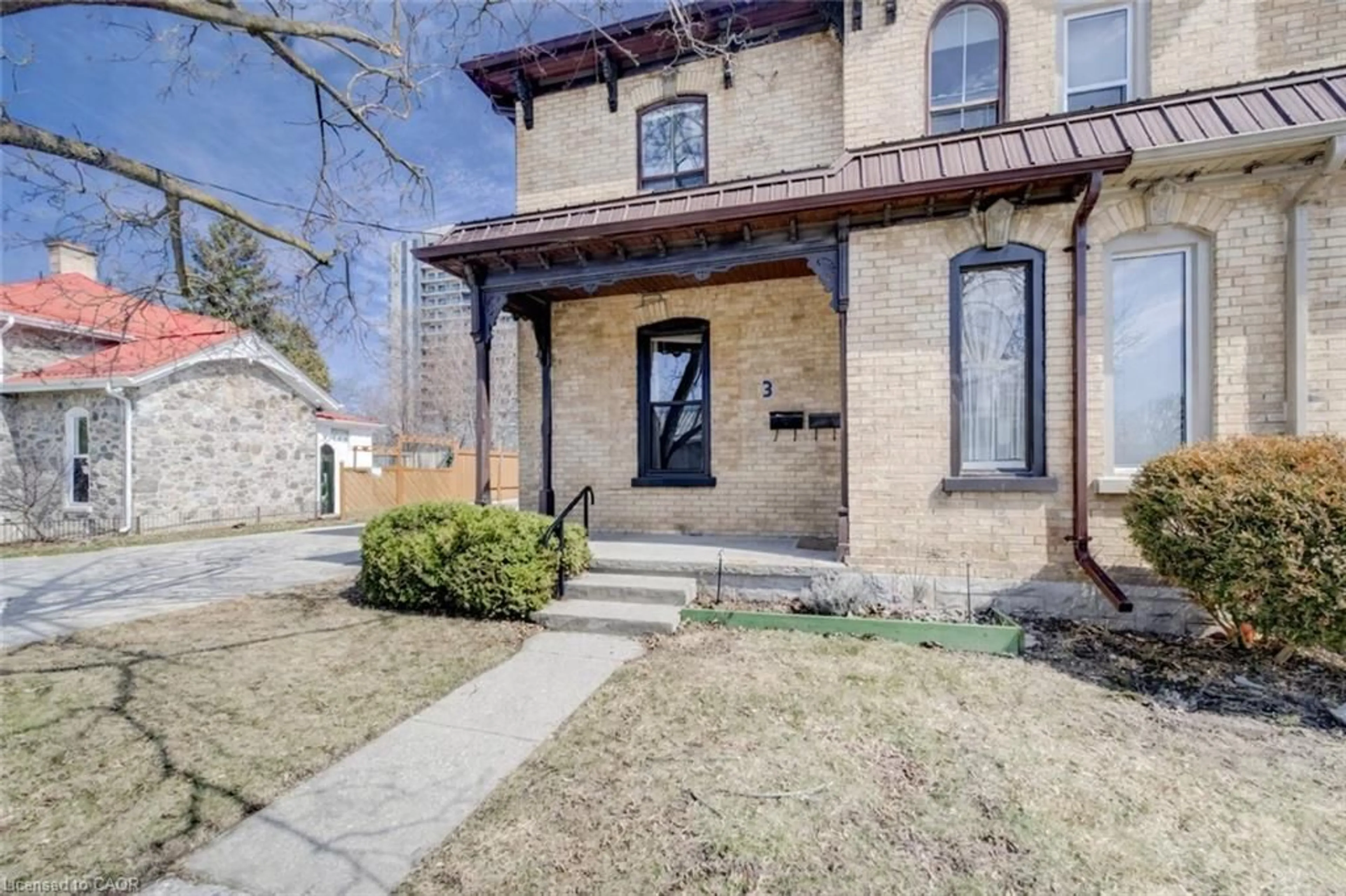 Home with brick exterior material, street for 3 Cant Ave, Cambridge Ontario N1S 2R5