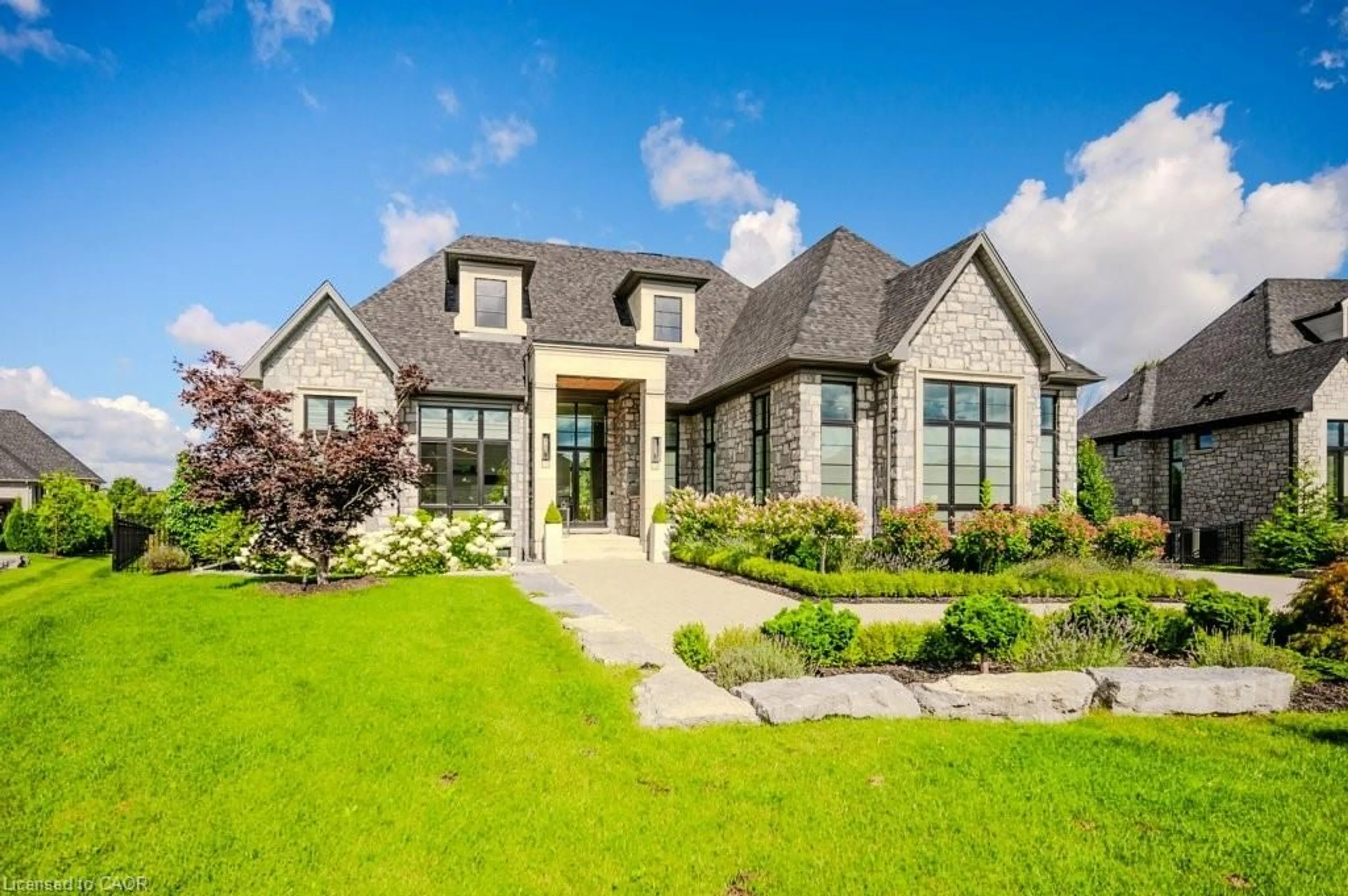 Home with brick exterior material, unknown for 161 Heritage Lake Drive, Puslinch Ontario N0B 2J0