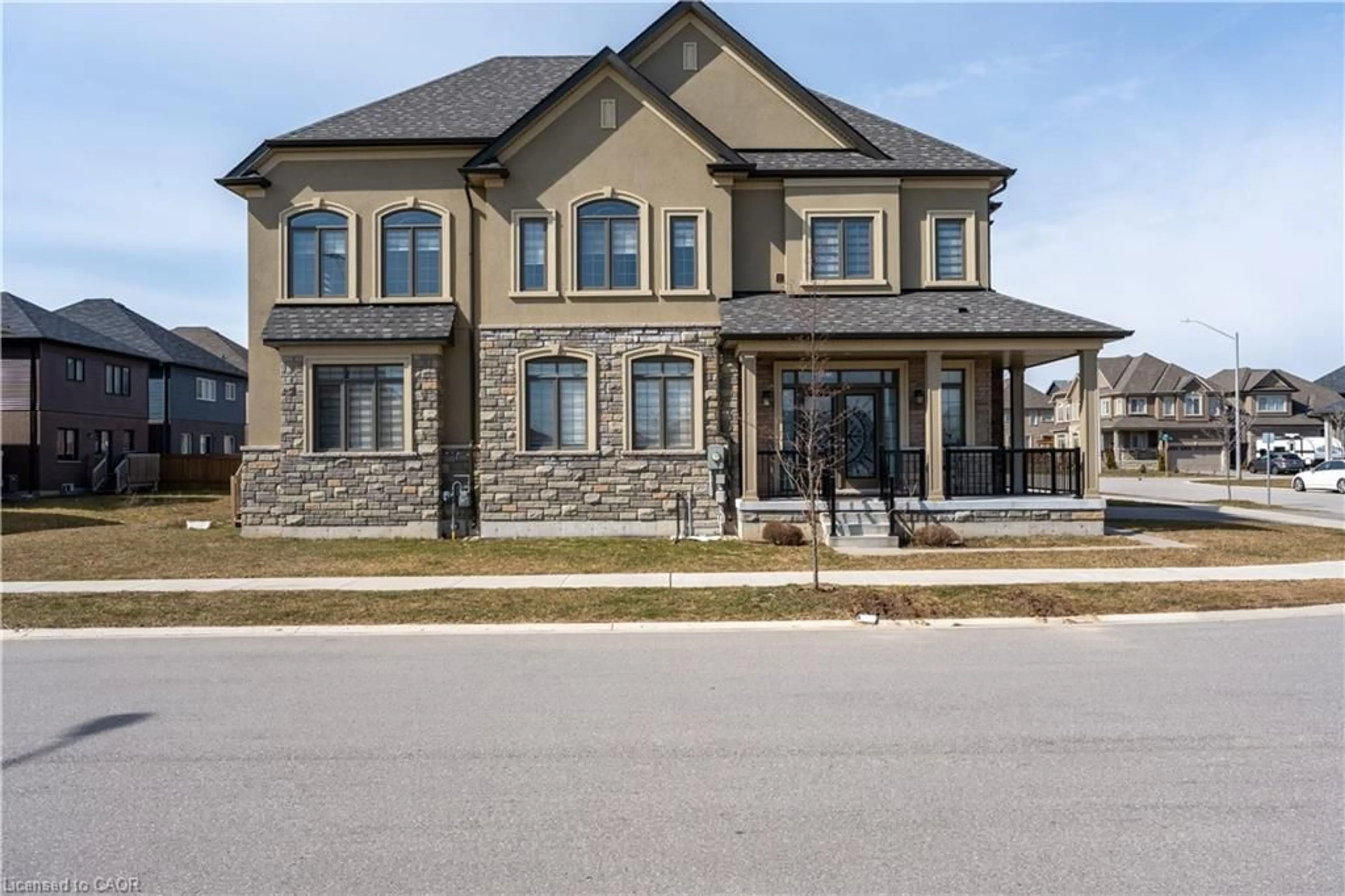 Home with brick exterior material, street for 92 Scenic Ridge Gate, Paris Ontario N3L 3E3