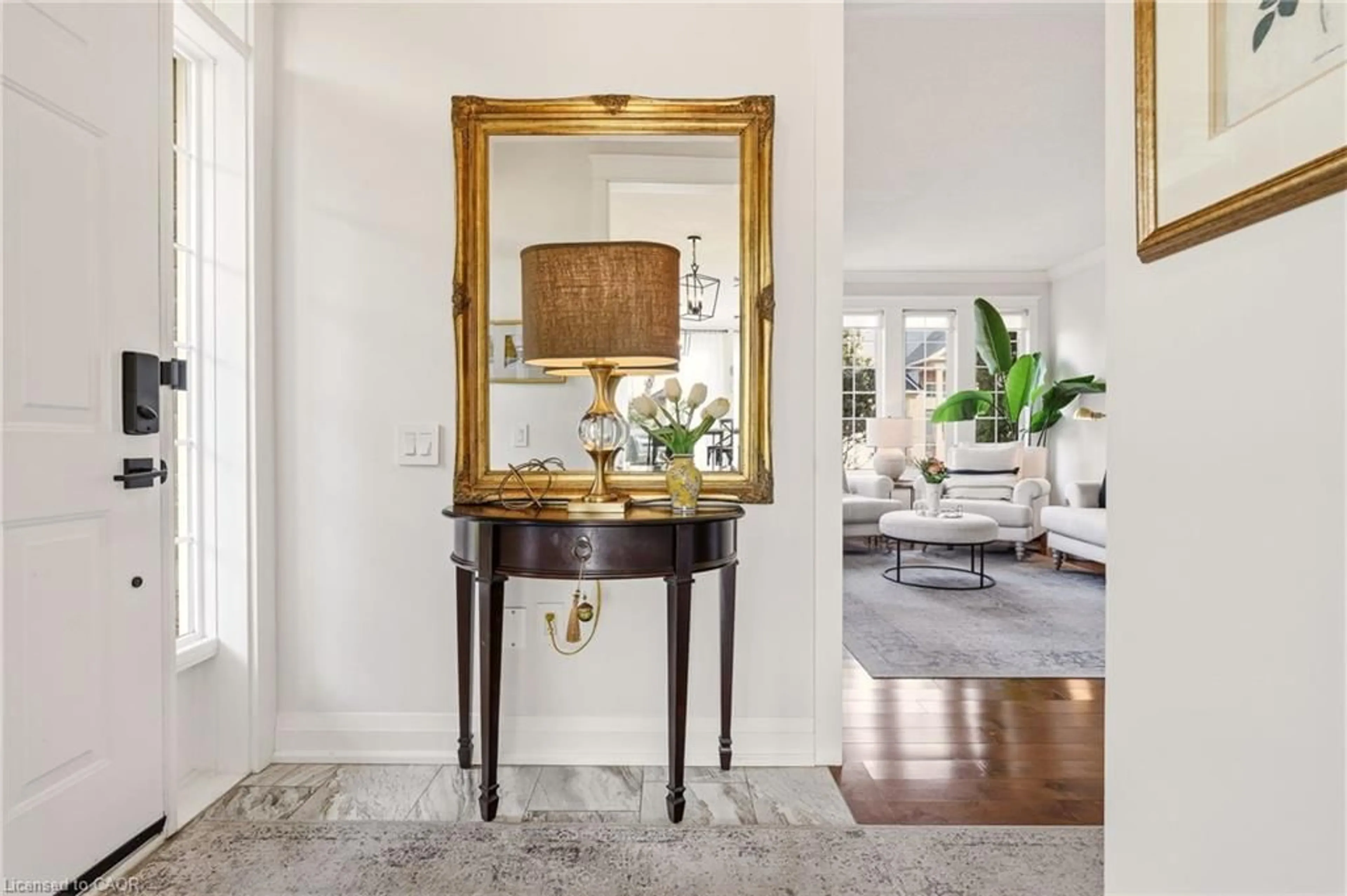 Indoor entryway for 2243 Turnberry Rd #70, Burlington Ontario L7M 4Y6