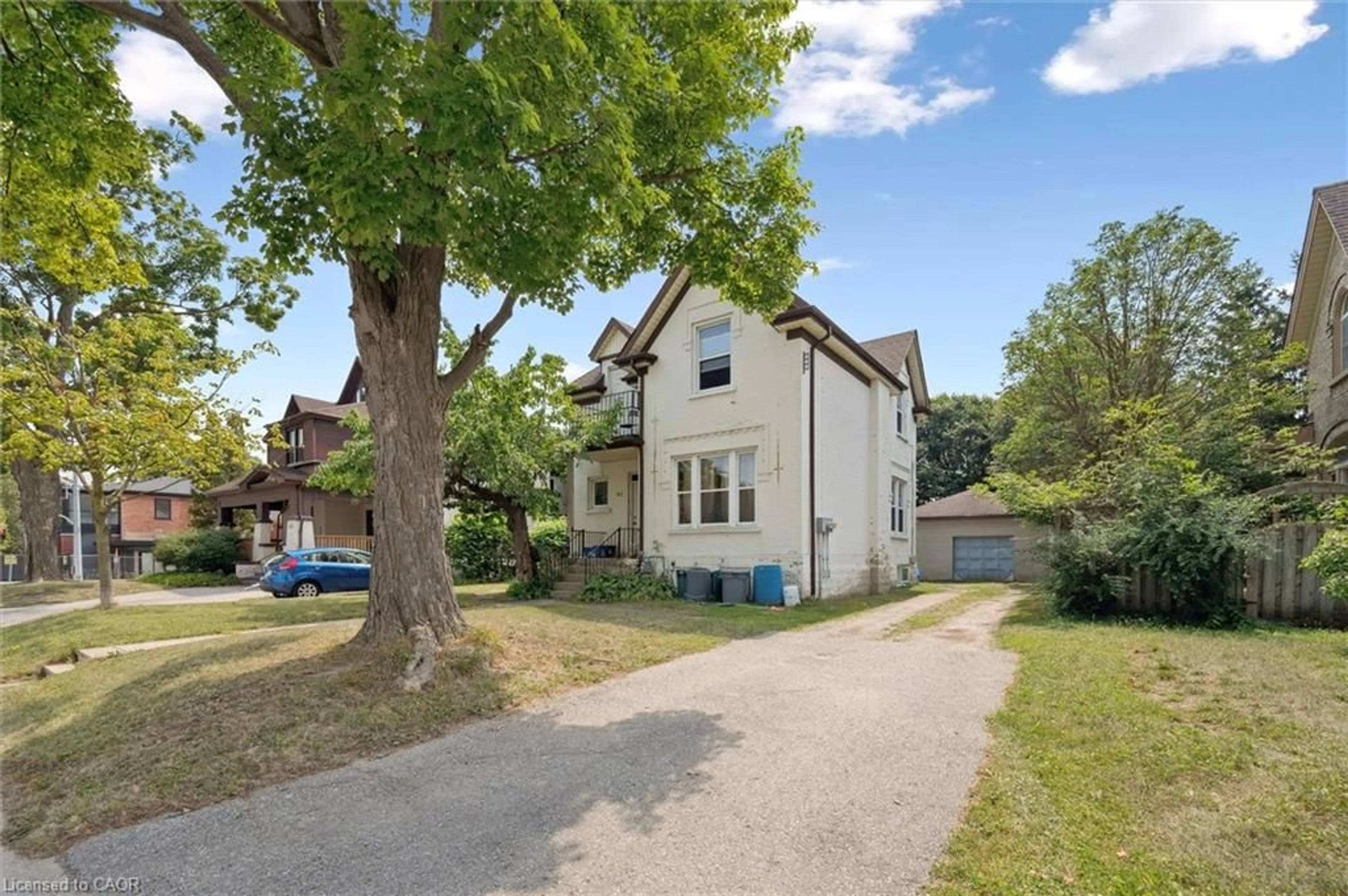 A pic from outside/outdoor area/front of a property/back of a property/a pic from drone, street for 133 Joseph St, Kitchener Ontario N2G 1J5