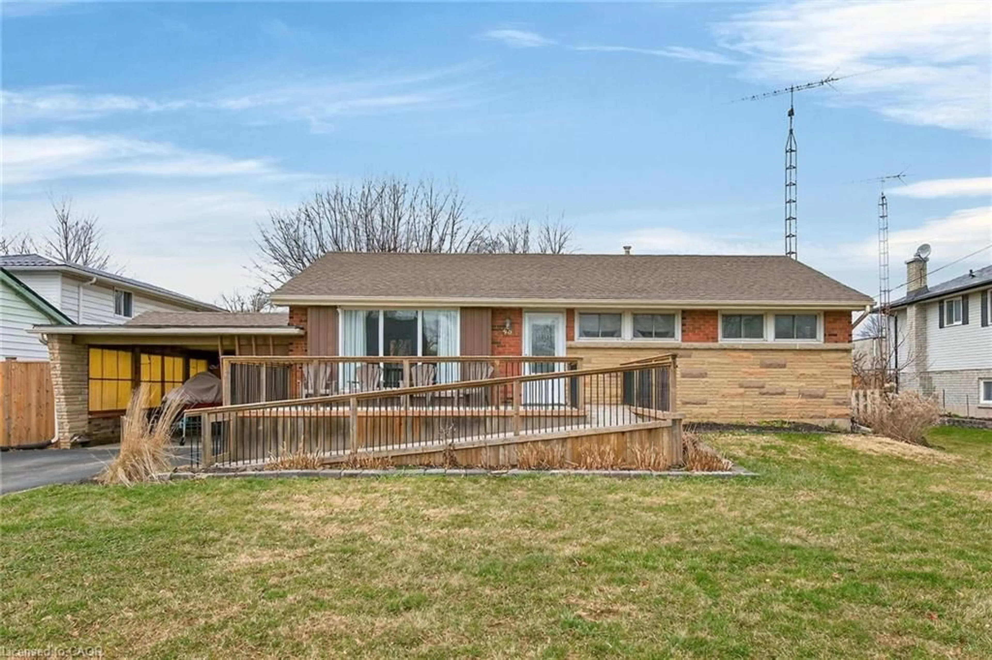 Home with brick exterior material, unknown for 48 Alma St, Hagersville Ontario N0A 1H0