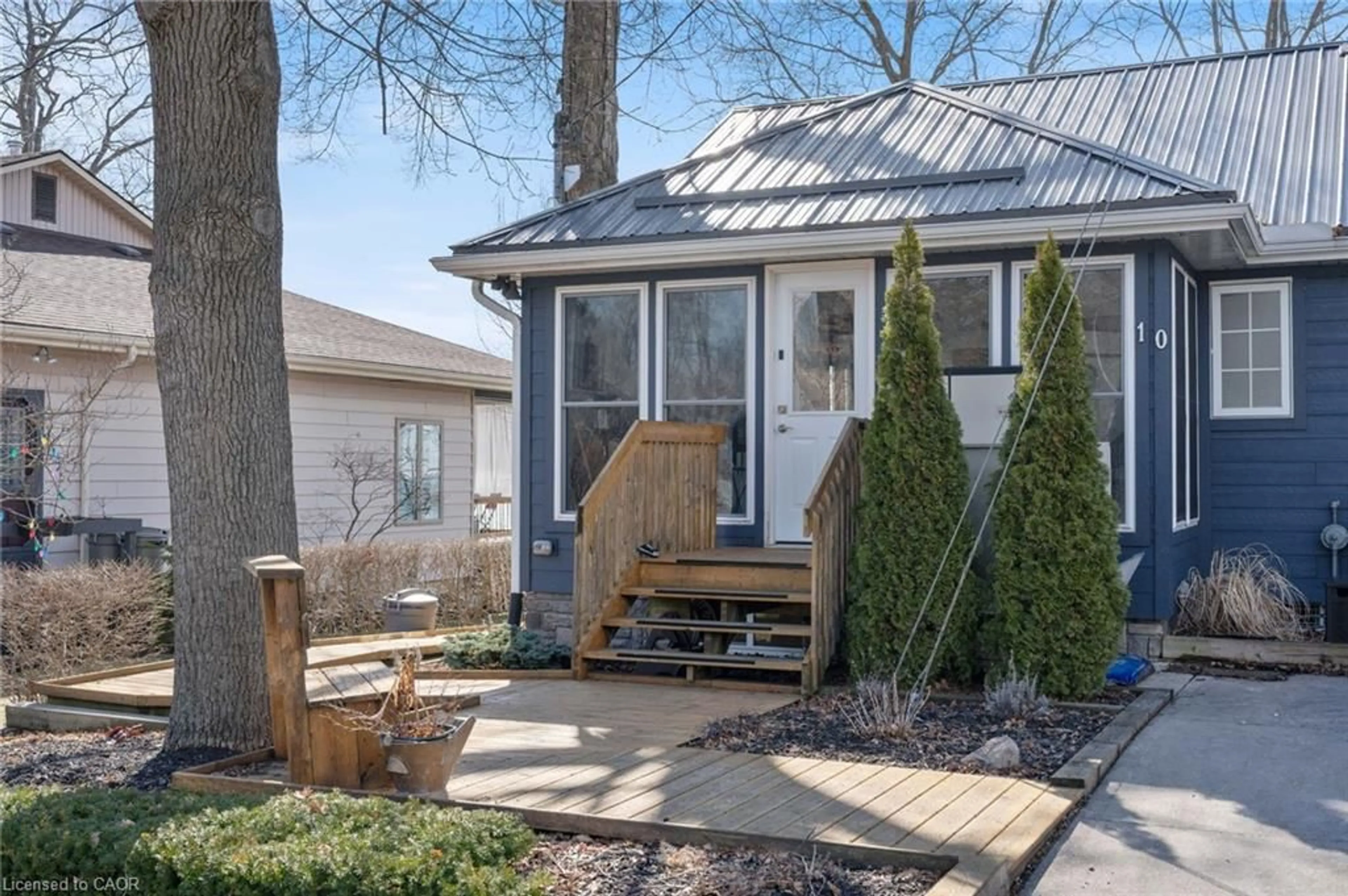 Patio, street for 10 Kiwanis Ave, Port Dover Ontario N0A 1N2