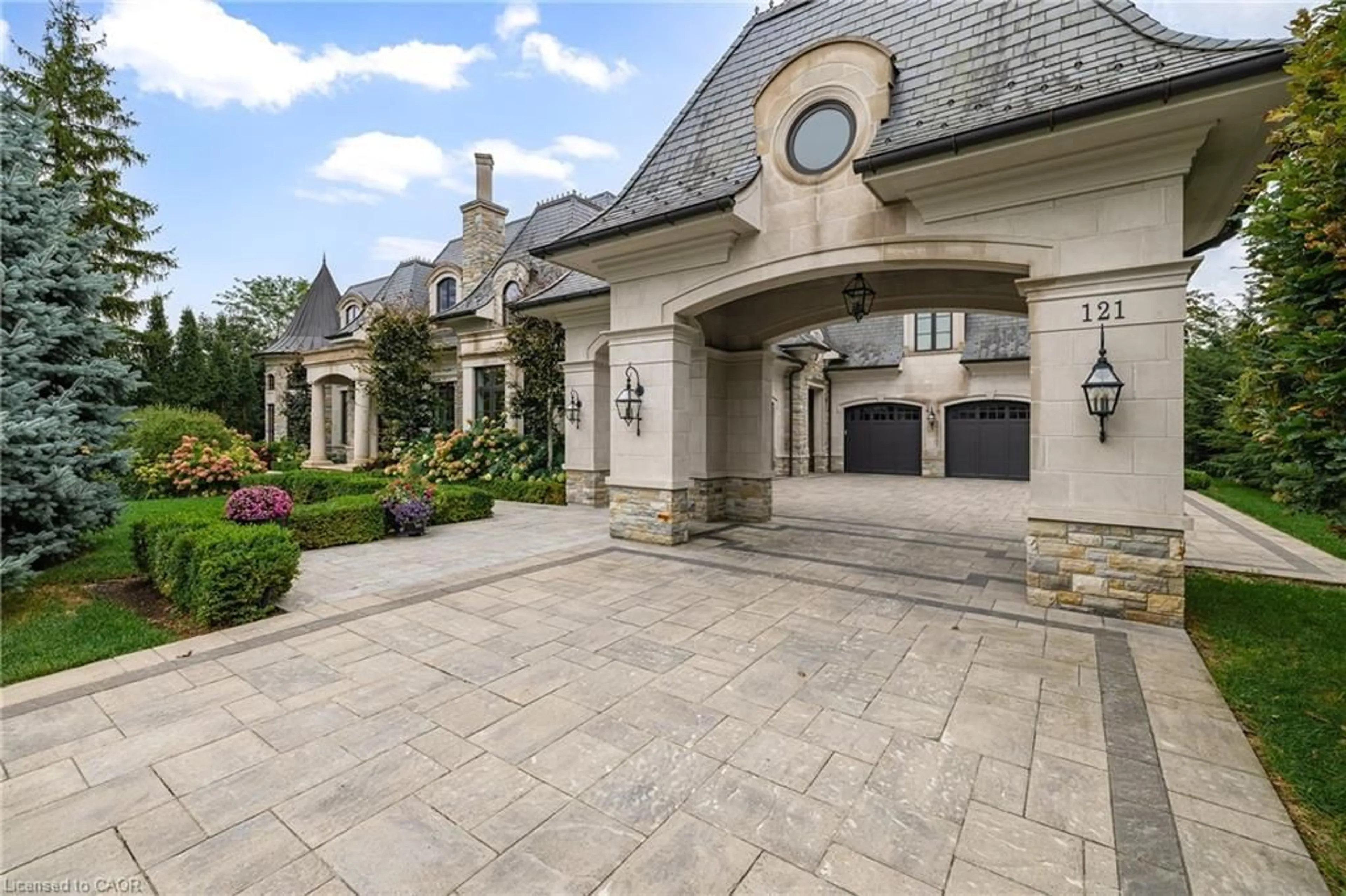 Unknown for 121 Rebecca Crt, Maple Ontario L6A 1G2