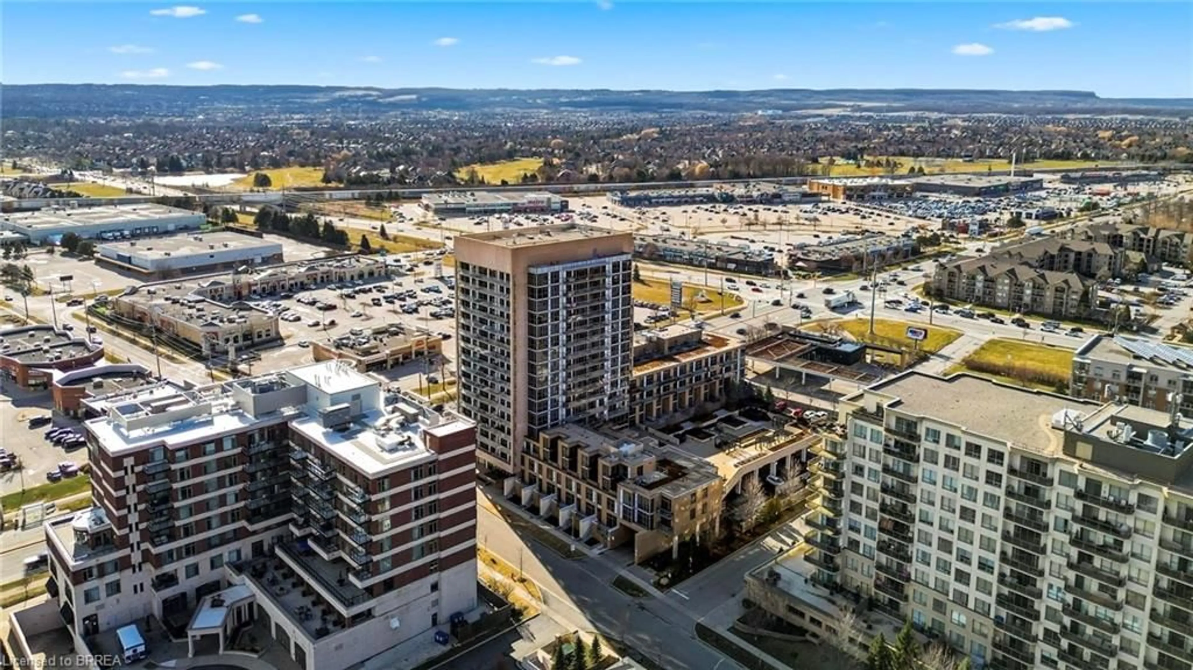 A pic from outside/outdoor area/front of a property/back of a property/a pic from drone, city buildings view from balcony for 1940 Ironstone Dr #1507, Burlington Ontario L7L 0E4