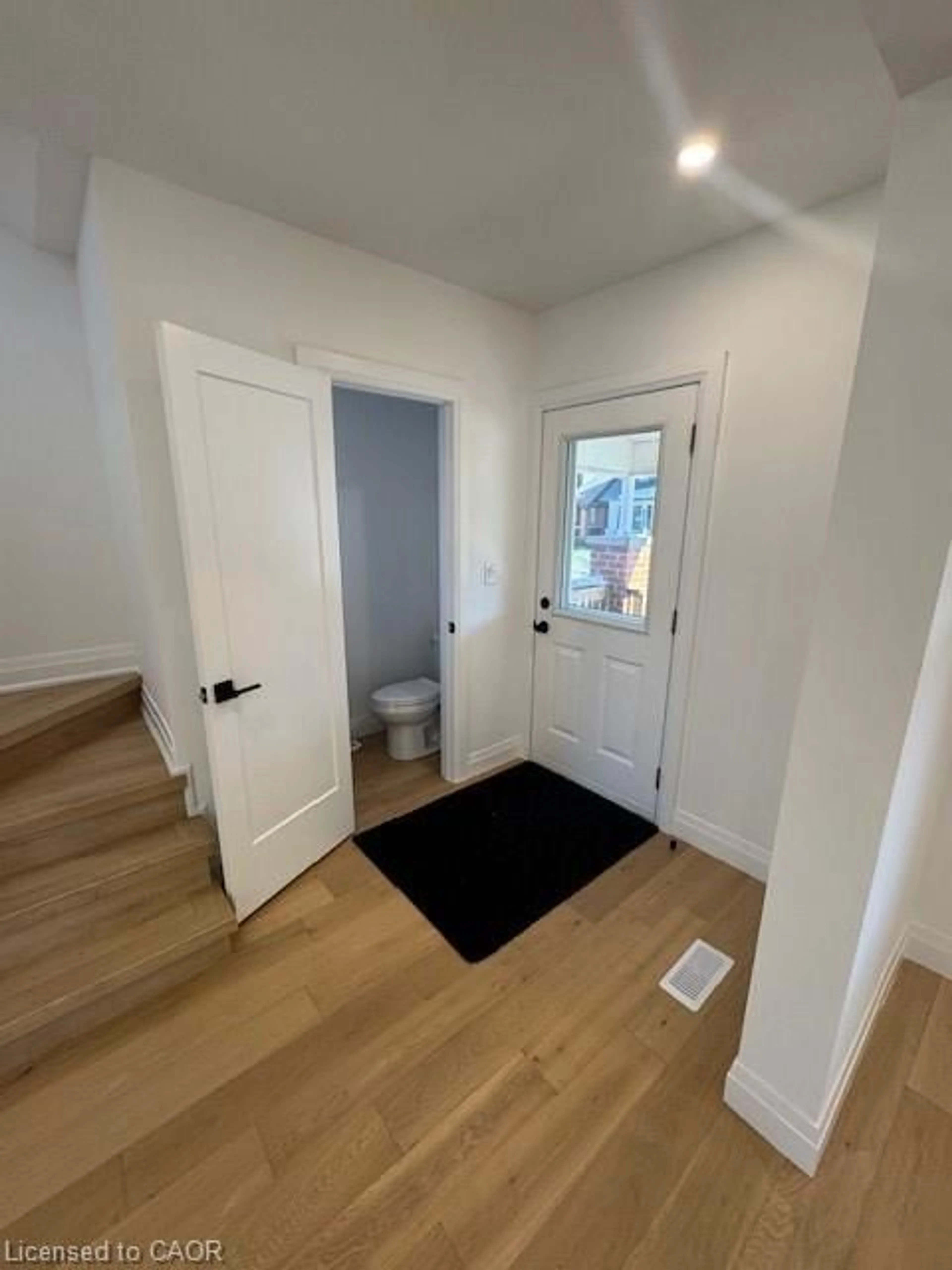 Indoor entryway for 304 Park St, Hamilton Ontario L9H 1Y9