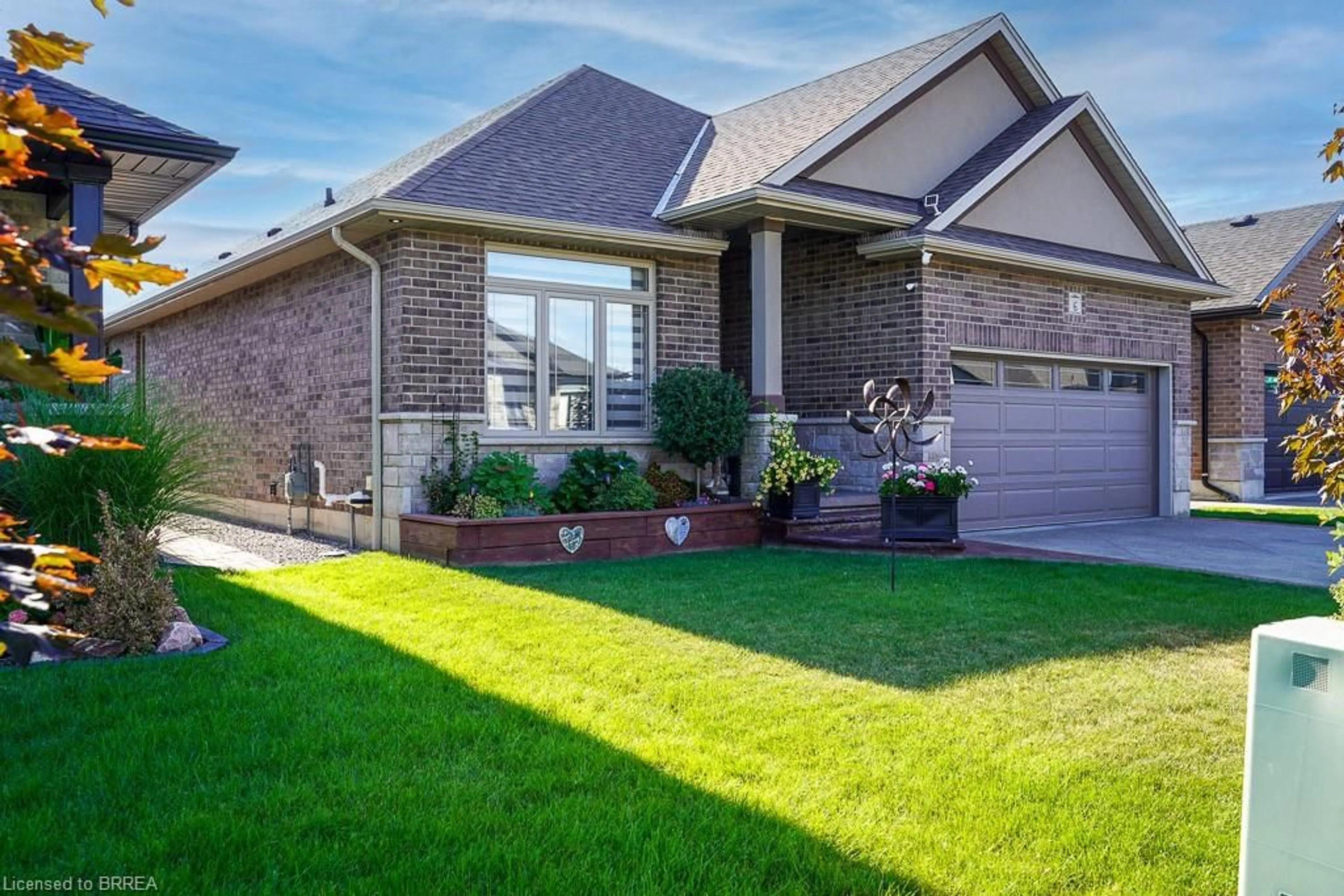 Home with brick exterior material, street for 6 Gibbons St, Waterford Ontario N0E 1Y0