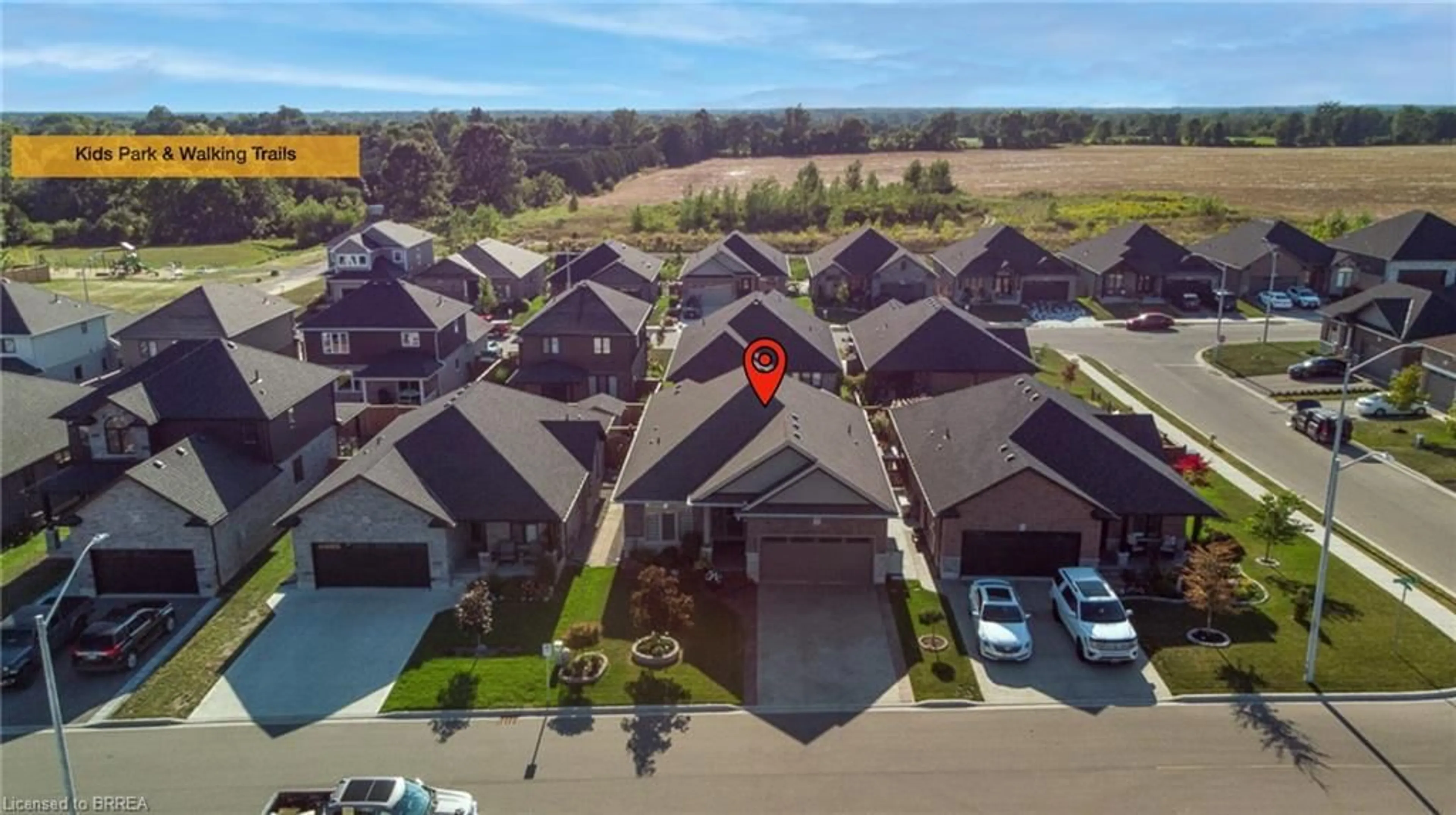 A pic from outside/outdoor area/front of a property/back of a property/a pic from drone, street for 6 Gibbons St, Waterford Ontario N0E 1Y0