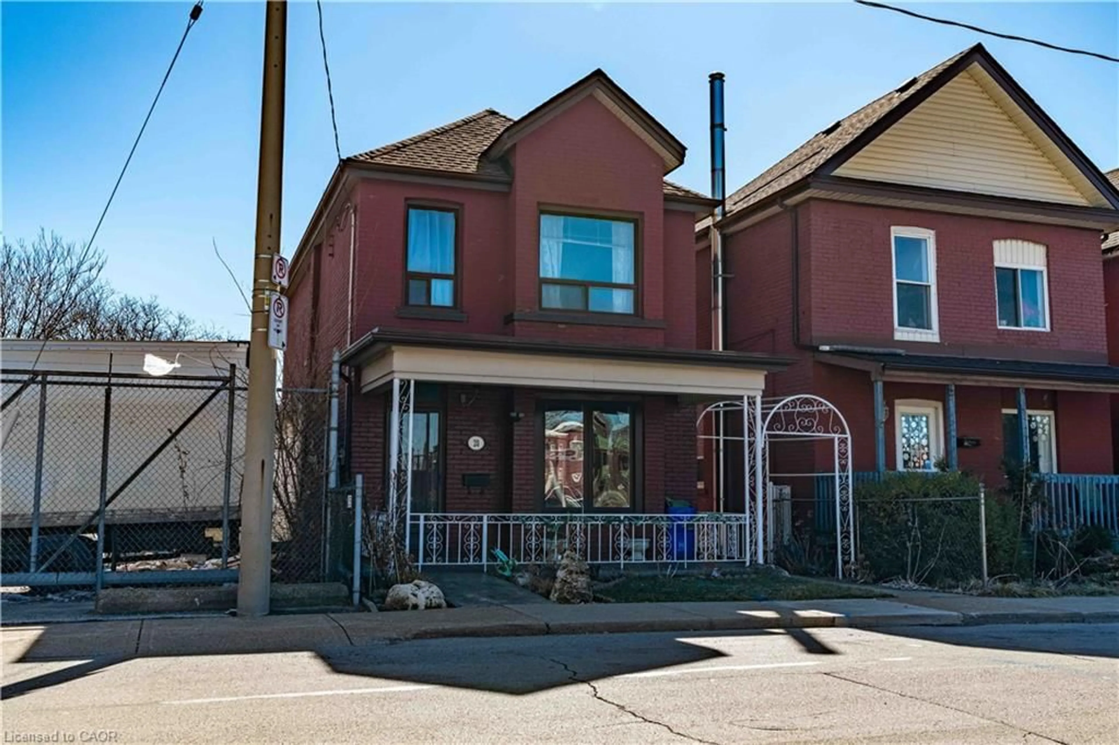 Unknown for 20 Milton Ave, Hamilton Ontario L8L 6E6