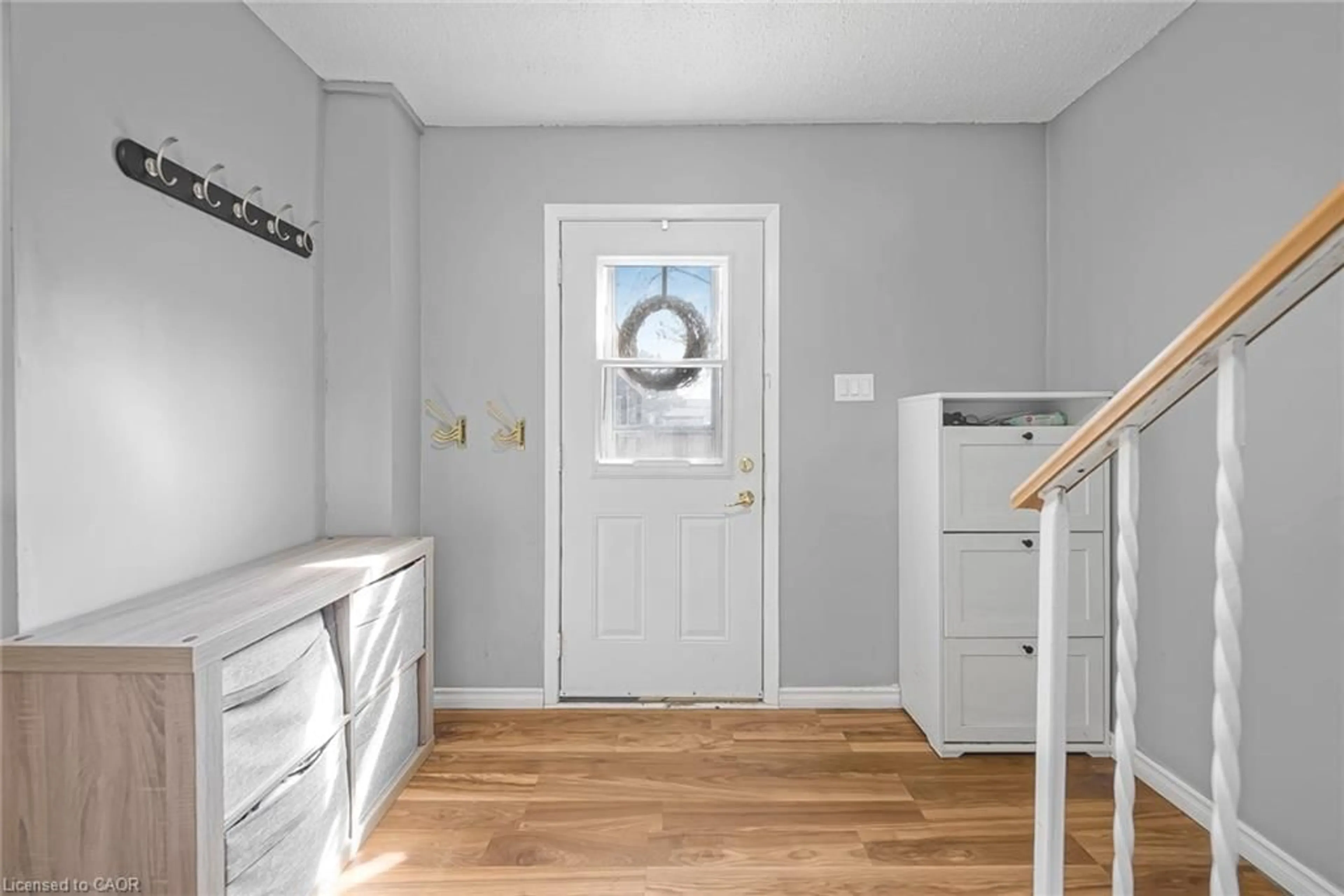 Indoor entryway for 135 Chalmers St #5, Cambridge Ontario N1R 6M2