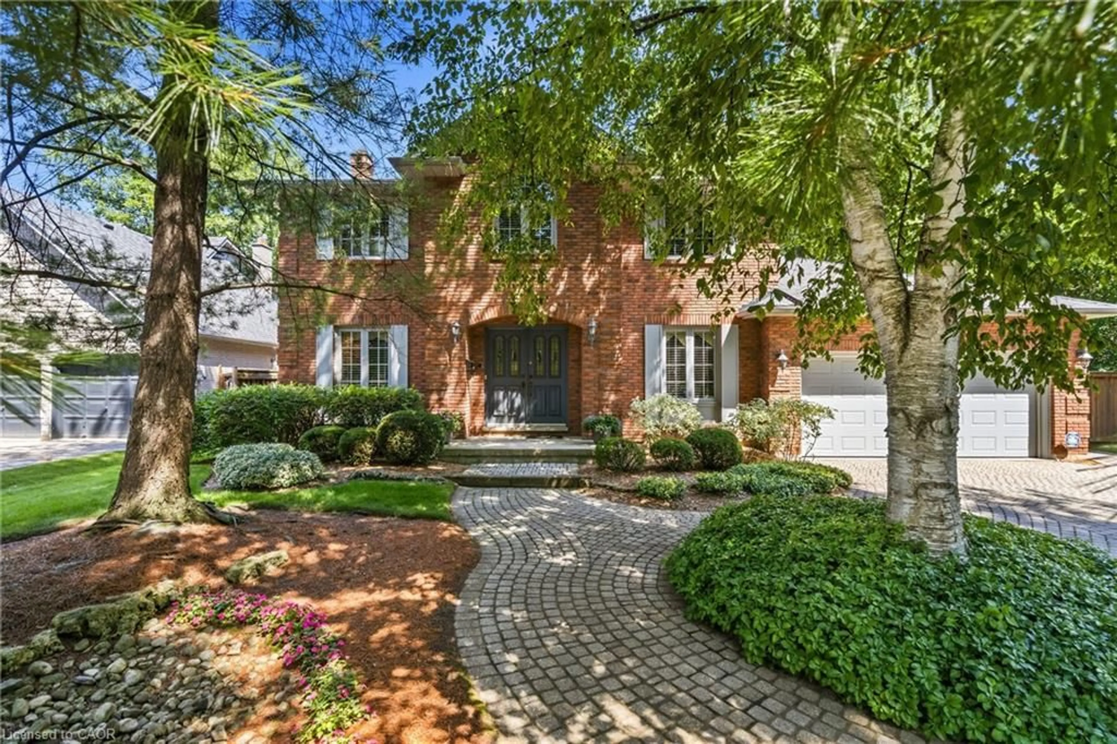 Home with brick exterior material, street for 91 Rembrandt Crt, Ancaster Ontario L9G 4P8