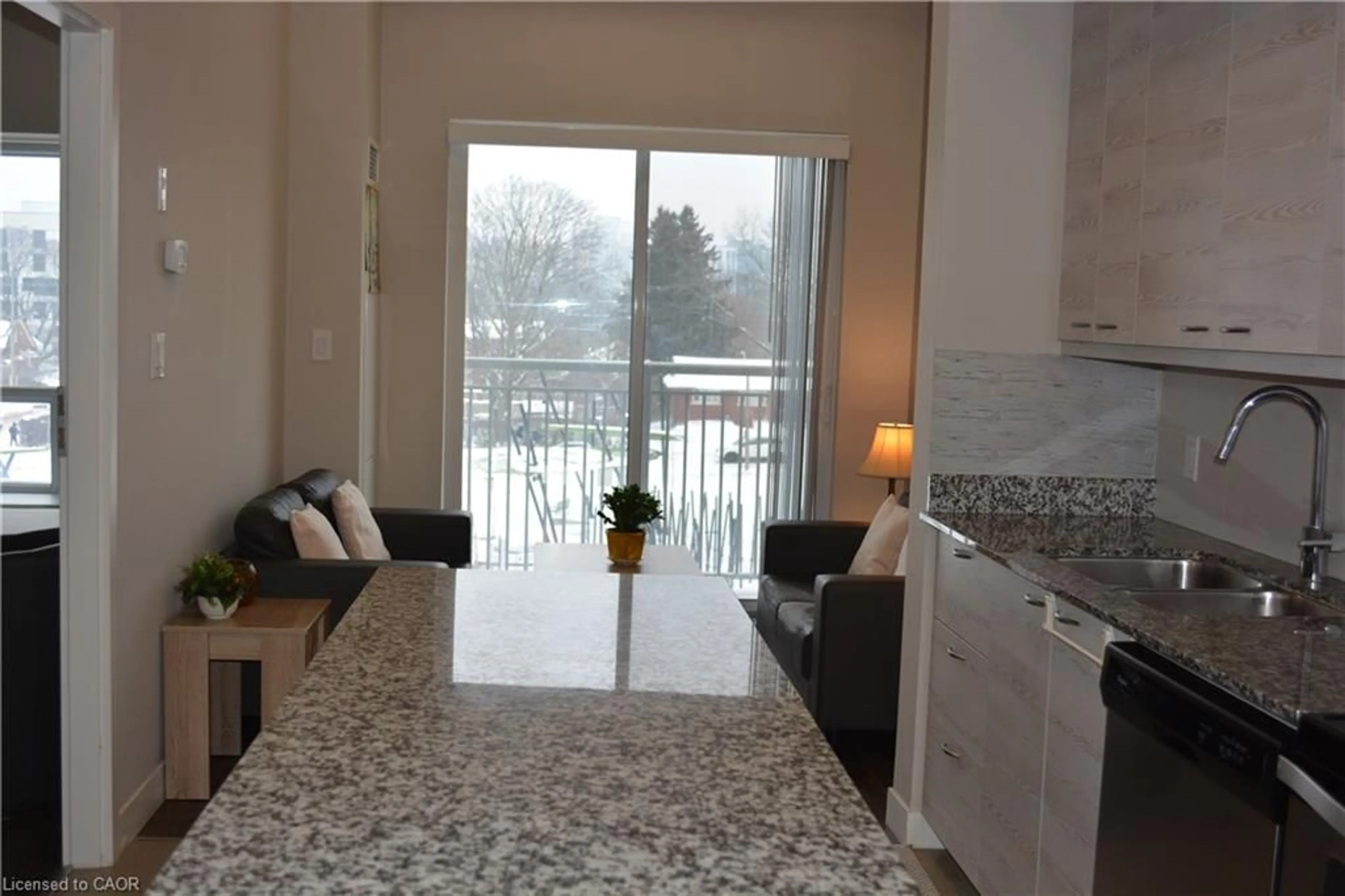 Unknown for 280 Lester St #323, Waterloo Ontario N2L 0G2