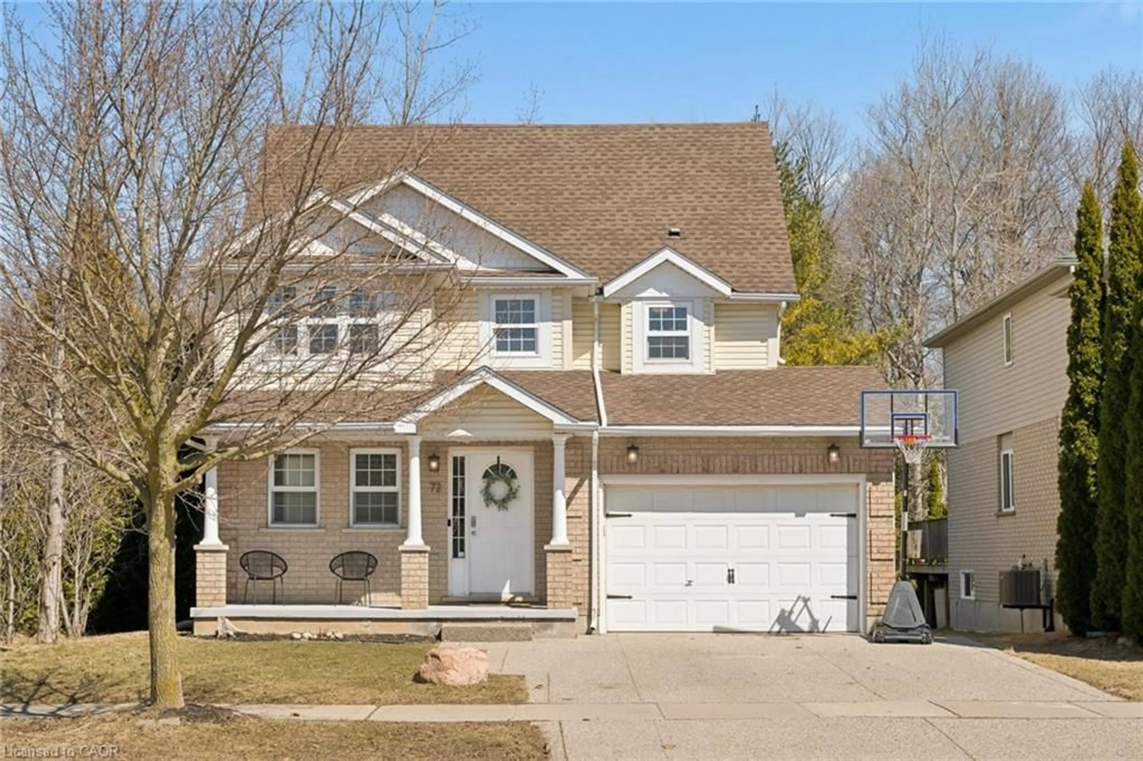 Home with vinyl exterior material, street for 72 Copper Leaf St, Kitchener Ontario N2E 3T5